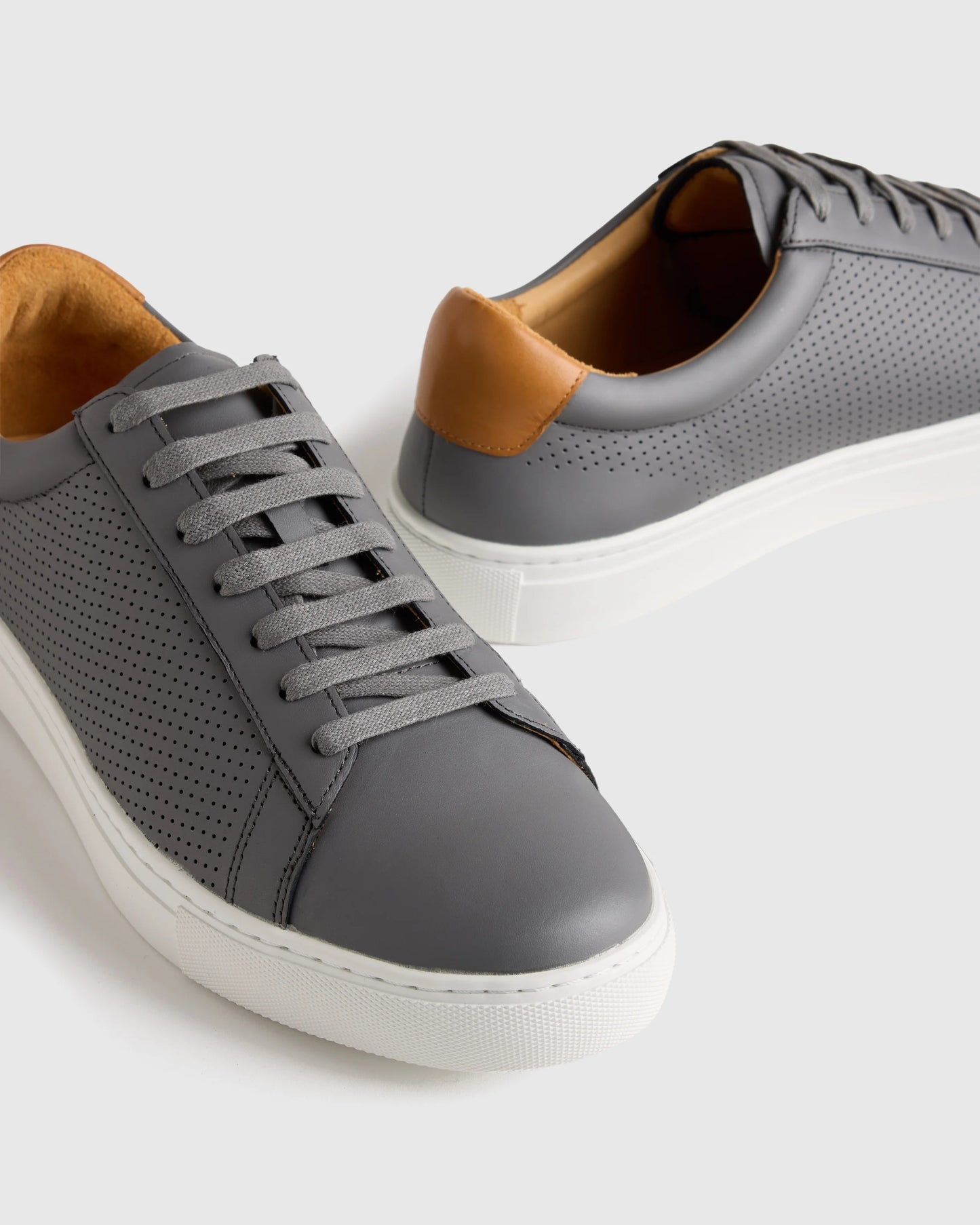 Italian Leather Everyday Sneaker - 7 / Black/Black