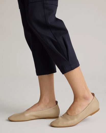 Ultra-Stretch Ponte Tapered Cargo Pants - XS / Black