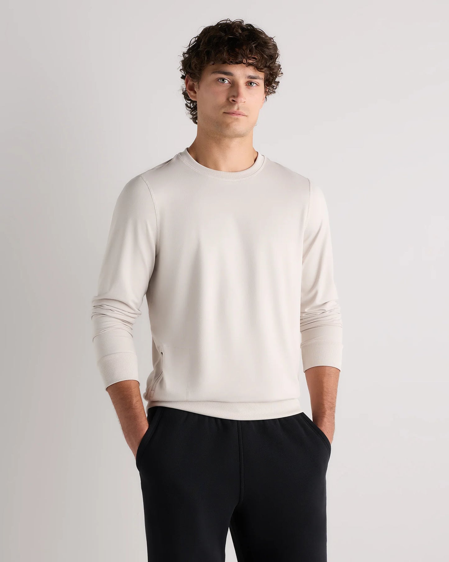 Flowknit Performance Crew Sweatshirt - S / Solid Chalk
