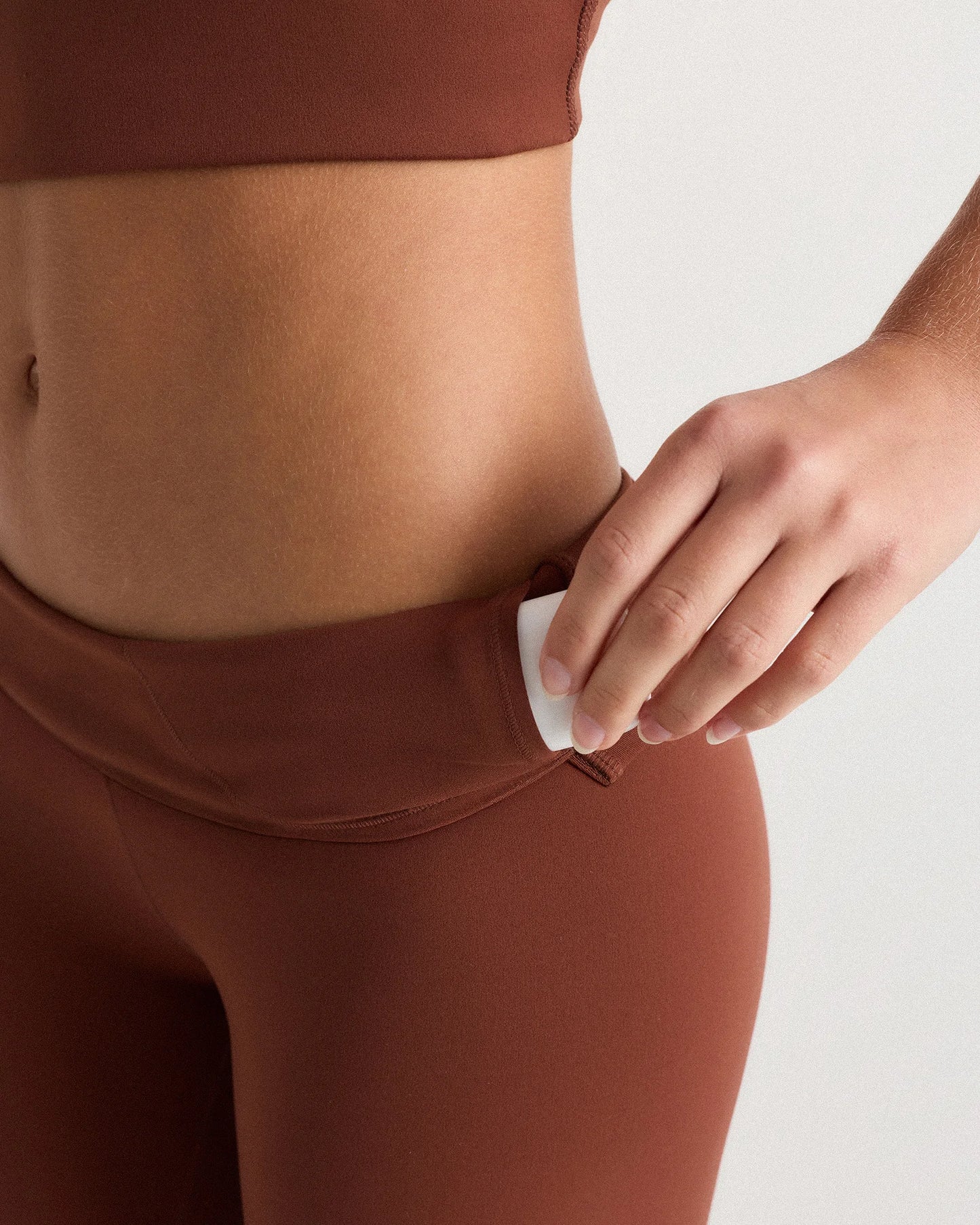 Ultra-Form High-Rise Legging - XS / Black
