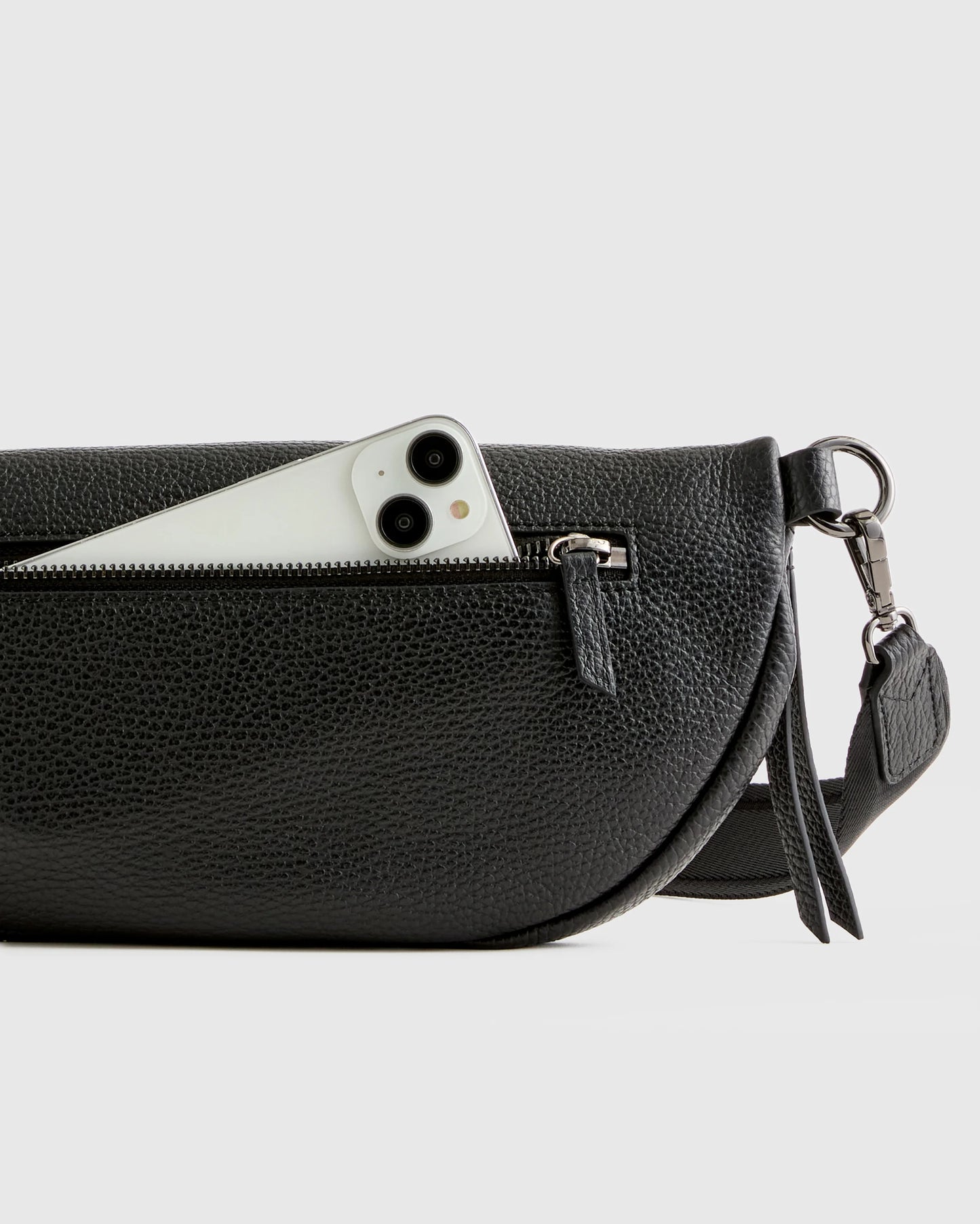 Quinn Sling Bag - One Size / Cognac