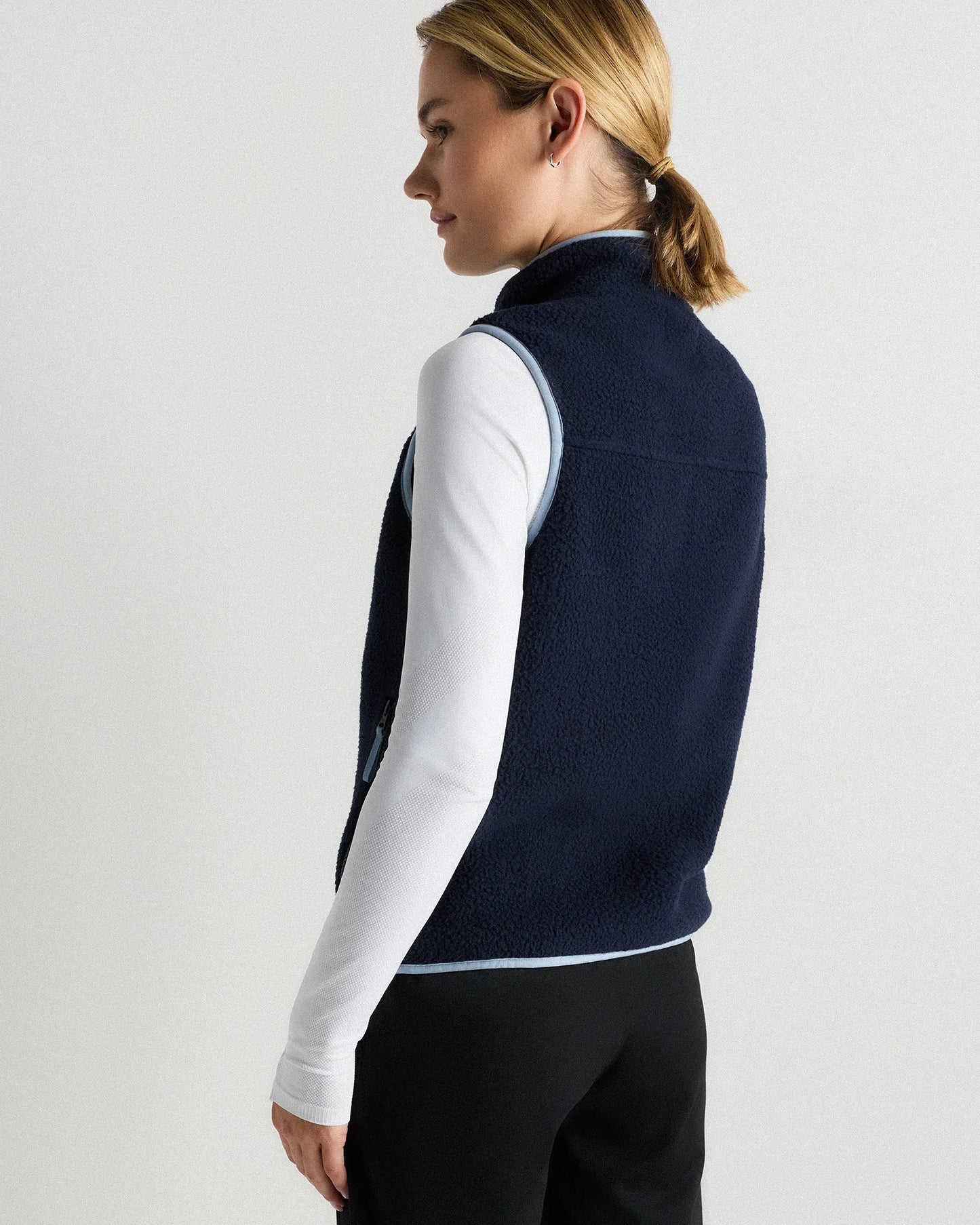 Sherpa Full-Zip Vest - XS / Black