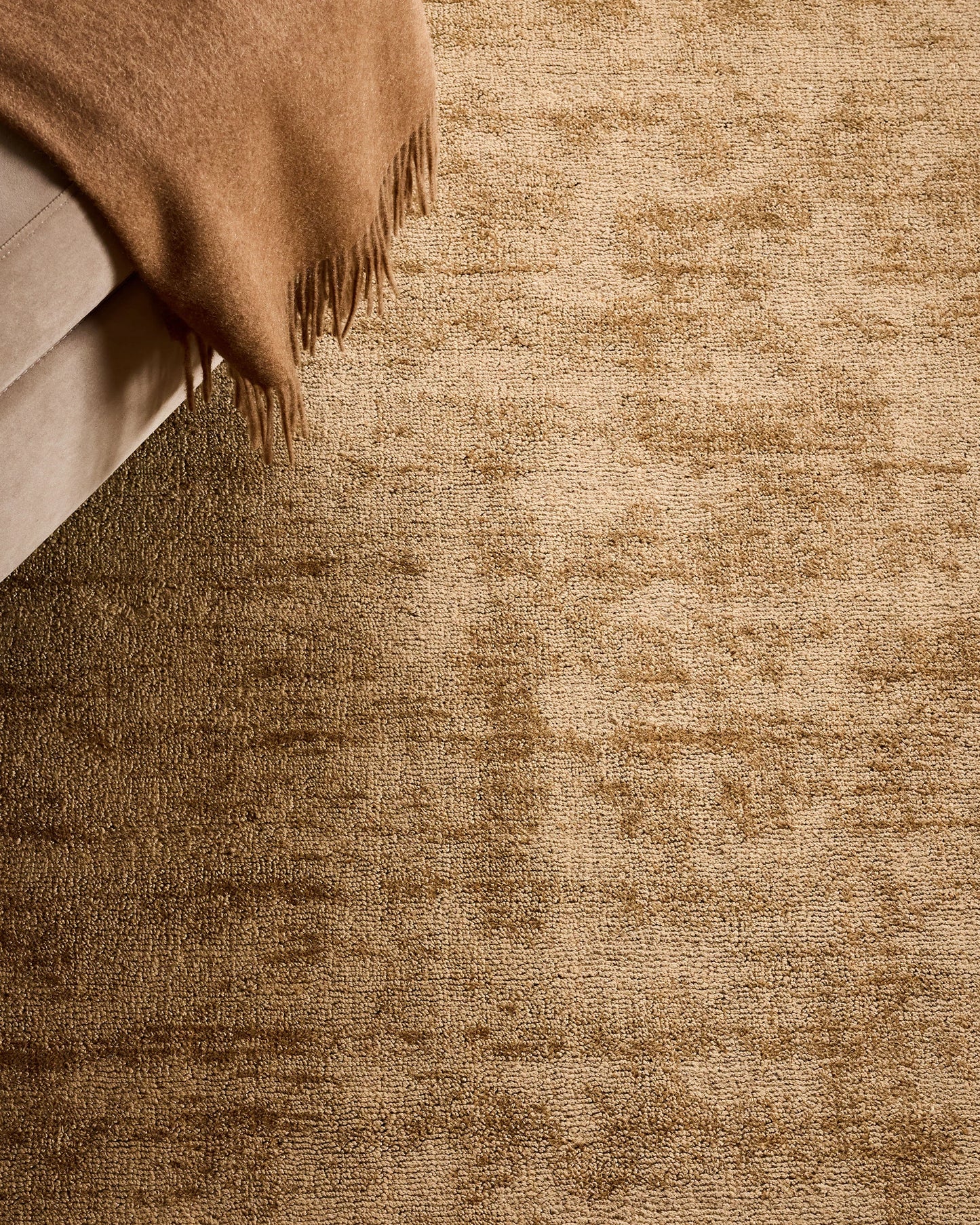 Levi Hand-Loomed Jute Rug - 5' x 8' / Brown