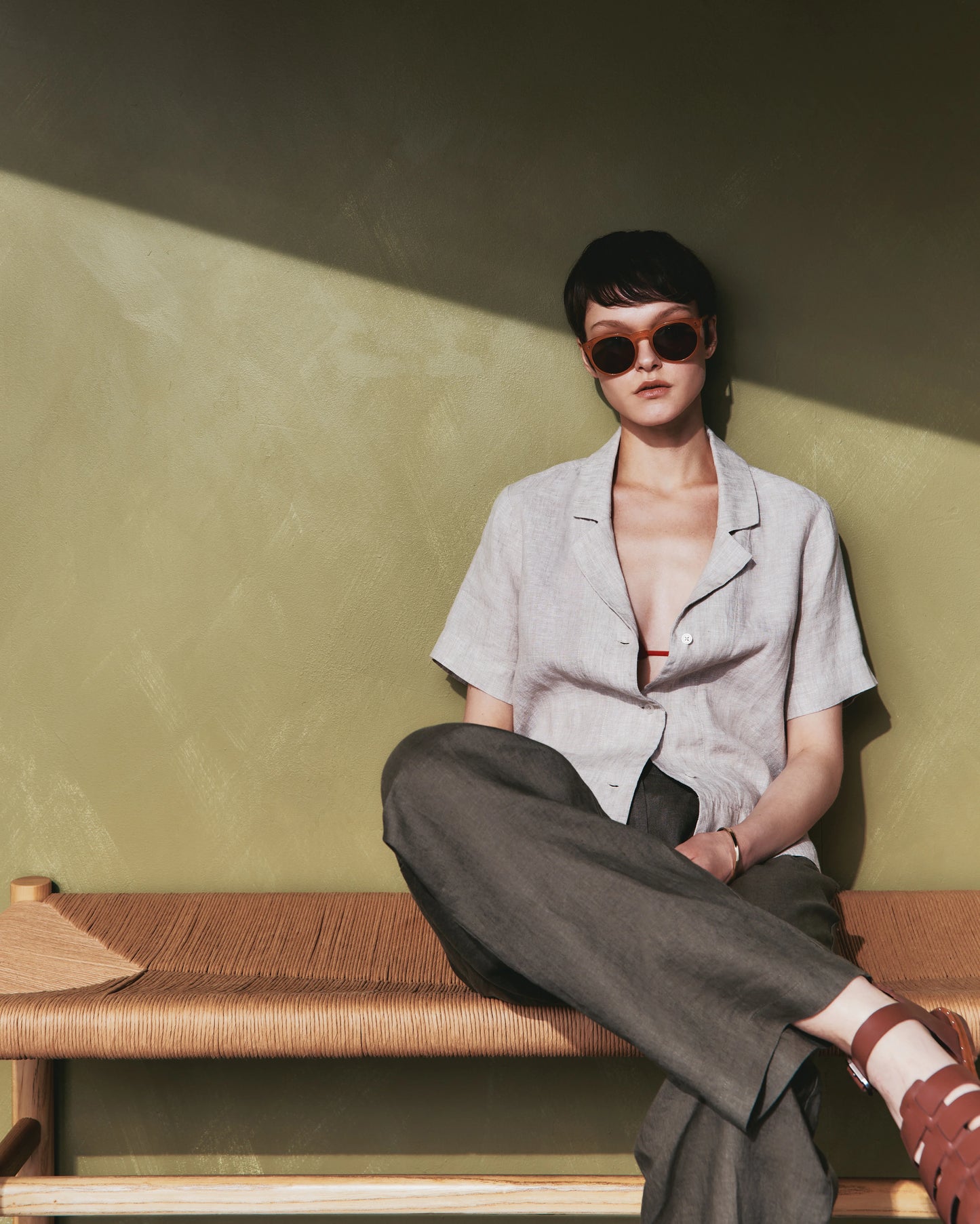 100% European Linen Pleated Trouser - 0 / Bayberry Olive