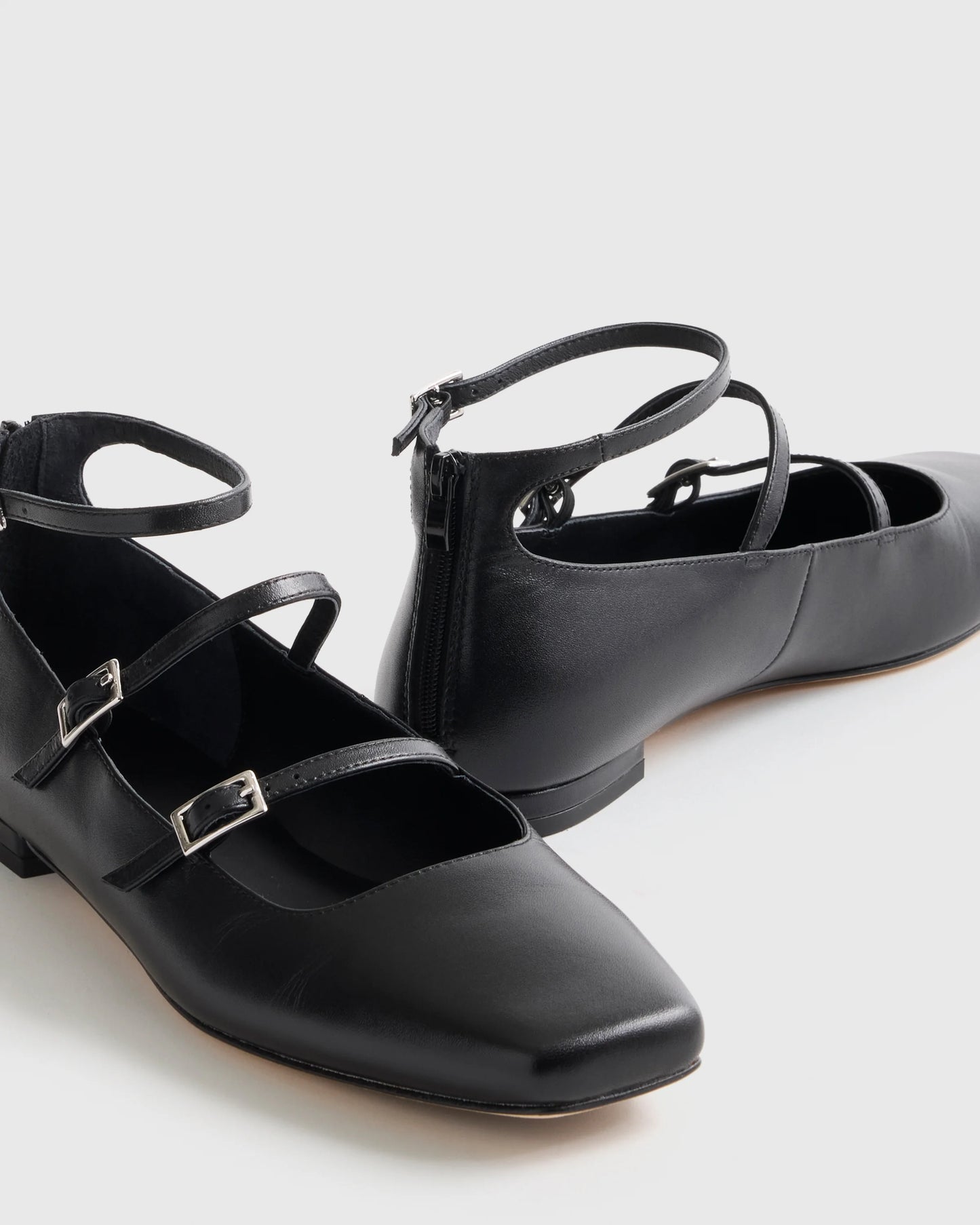 Italian Leather Strappy Ballet Flat - 5 / Black