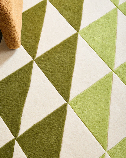 Tonal Triangles Hand-Tufted Wool Rug - 3'6" x 5'6" / Green
