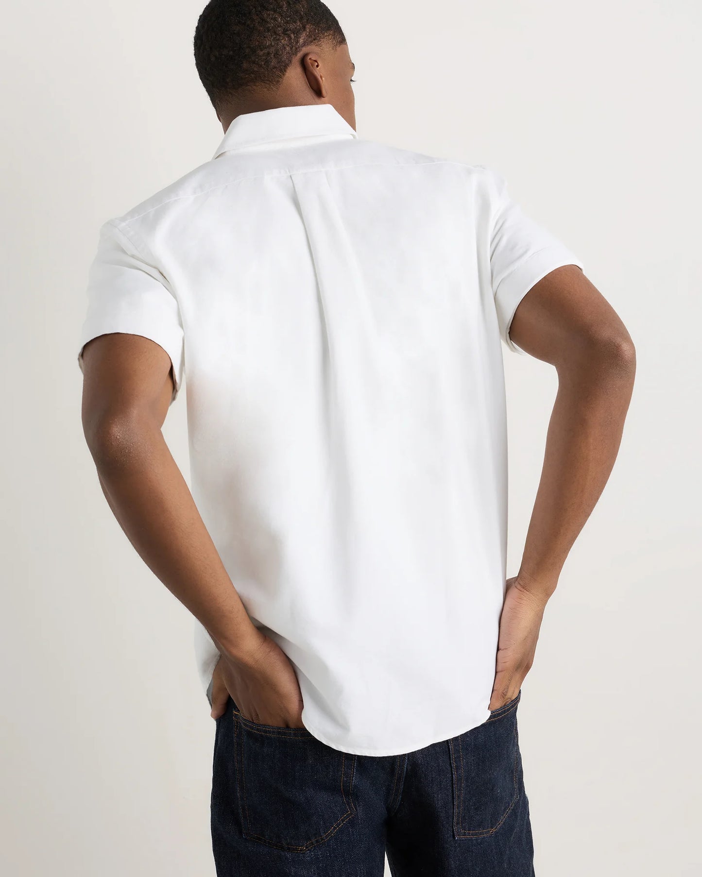 100% Organic Cotton Short Sleeve Oxford Shirt - S / Dark Coal