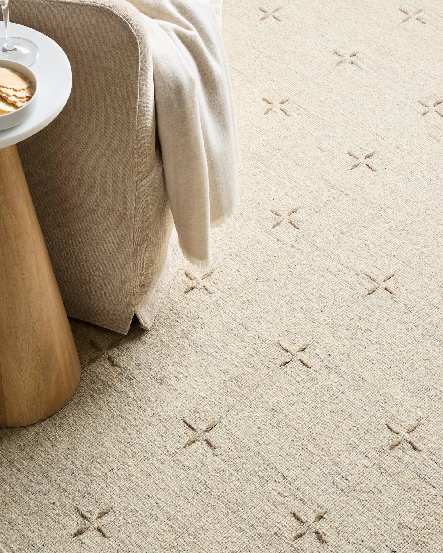 Thayer Hand-Loomed Rug - 2'3" x 8' / Natural