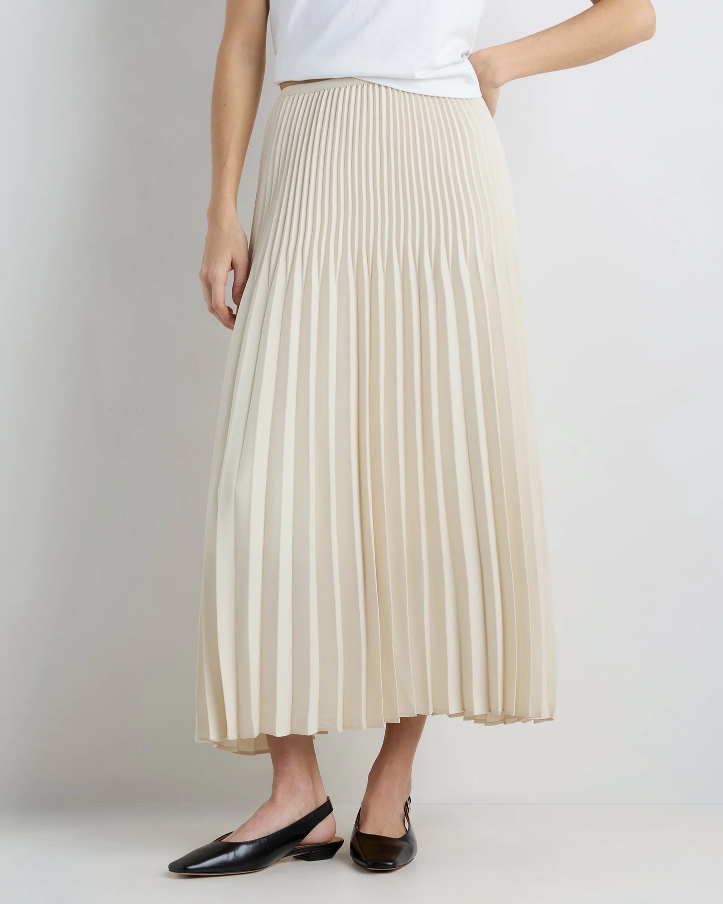 Pleated Matte Midi Skirt - XS / Coffee Bean Brown