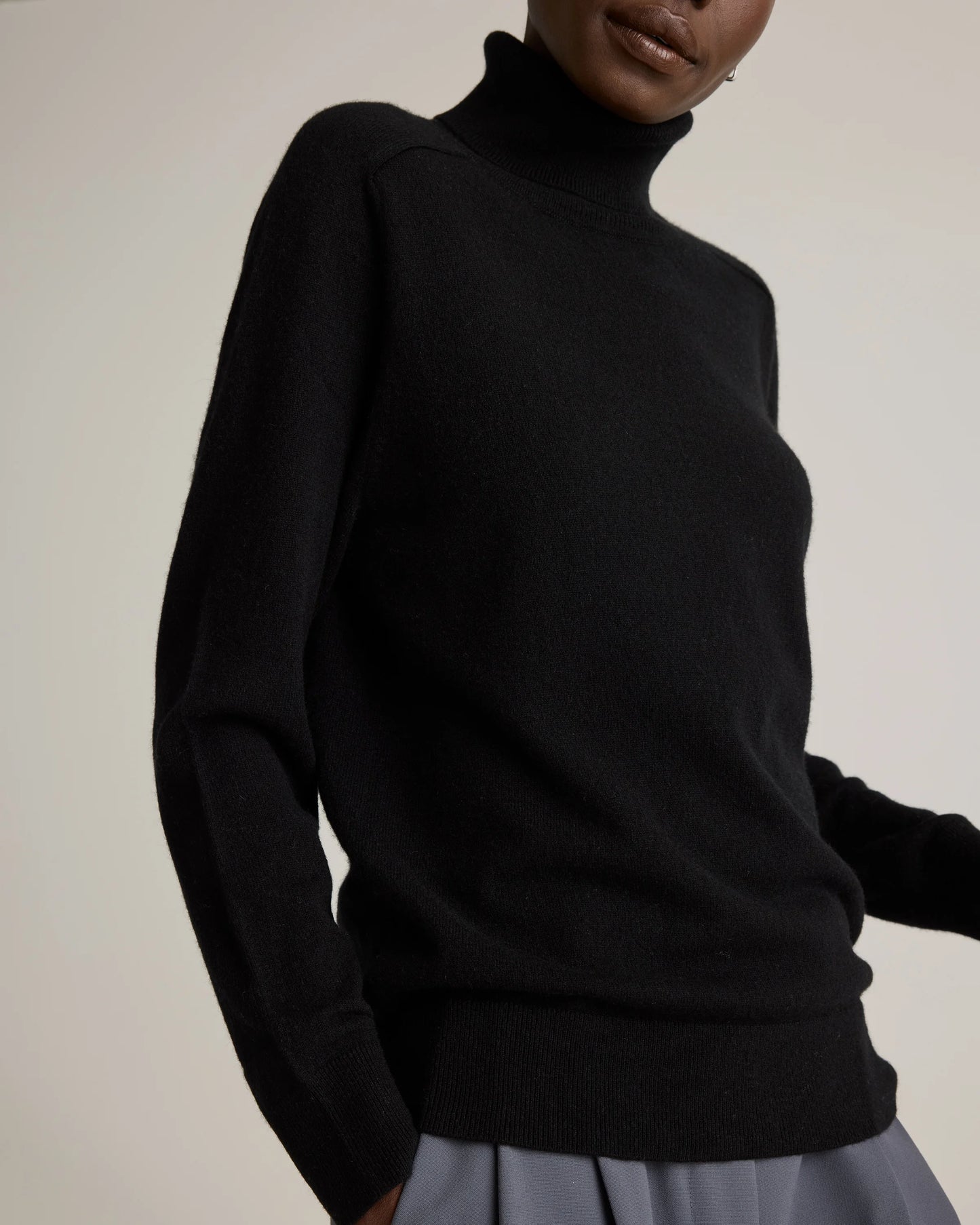 Mongolian Cashmere Turtleneck Sweater - XS / Heather Grey