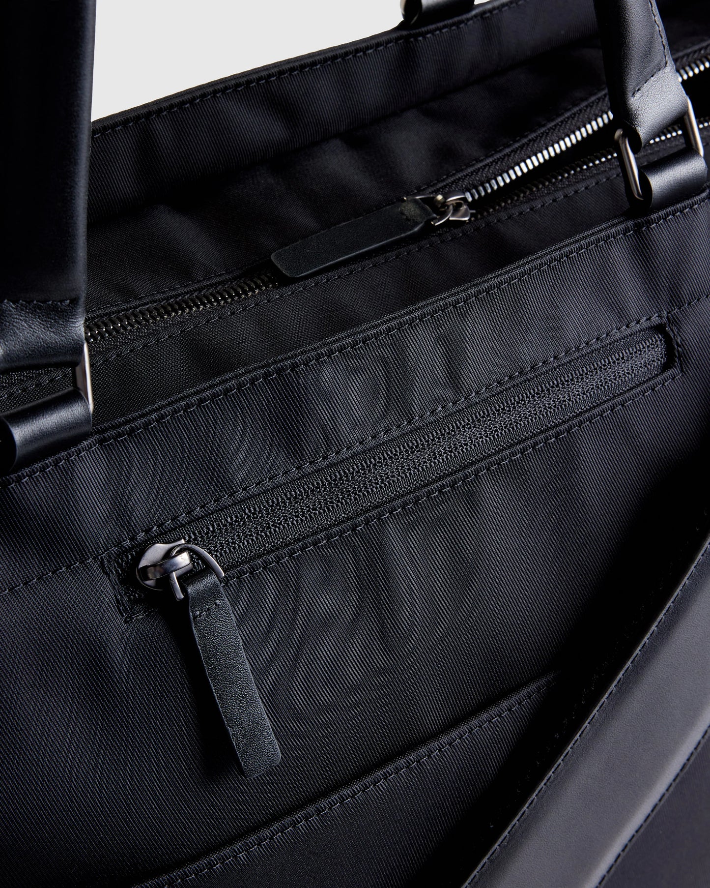 Voyage Nylon Travel Tote - One Size / Black