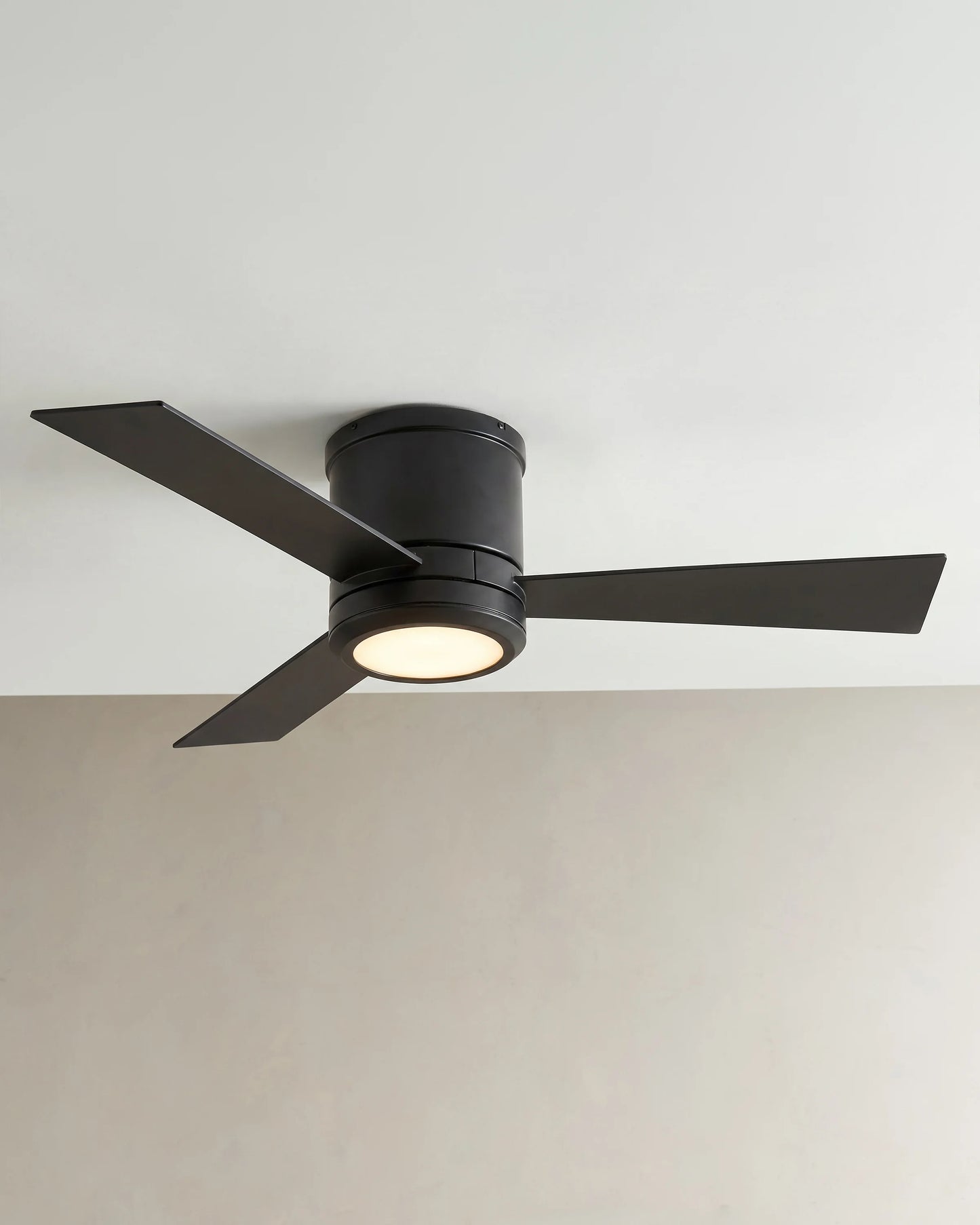Simple Metal Hugger LED Ceiling Fan - 42" / White