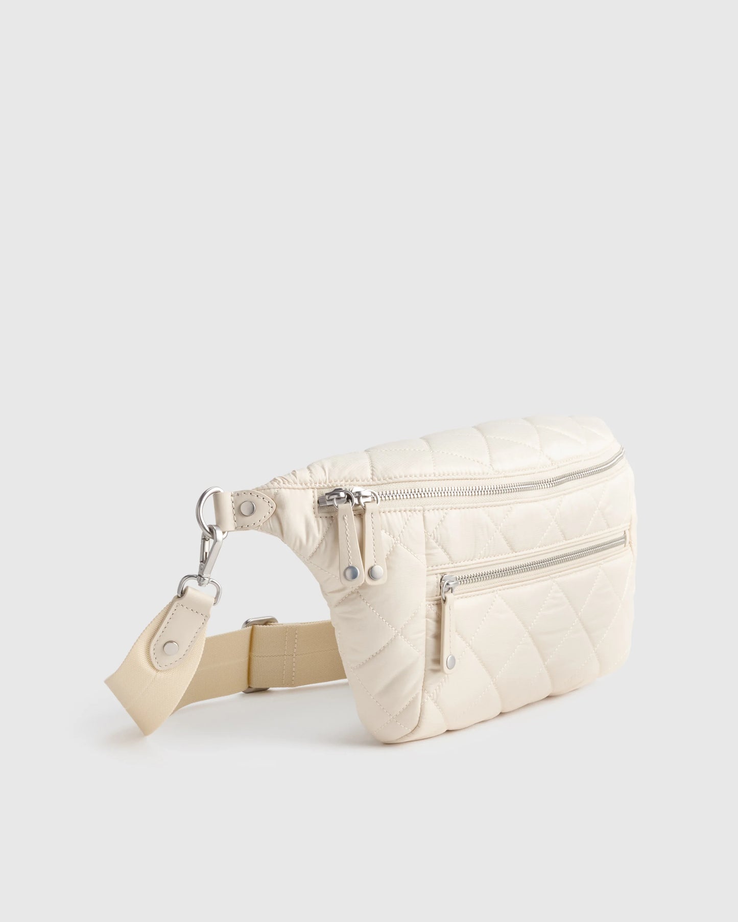 Transit Quilted Sling Bag - One Size / Black