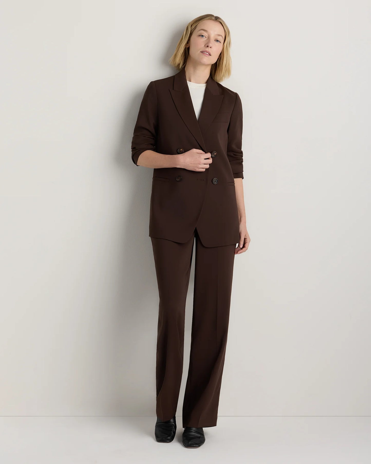 Stretch Crepe Relaxed Double-Breasted Blazer - XS / Sand
