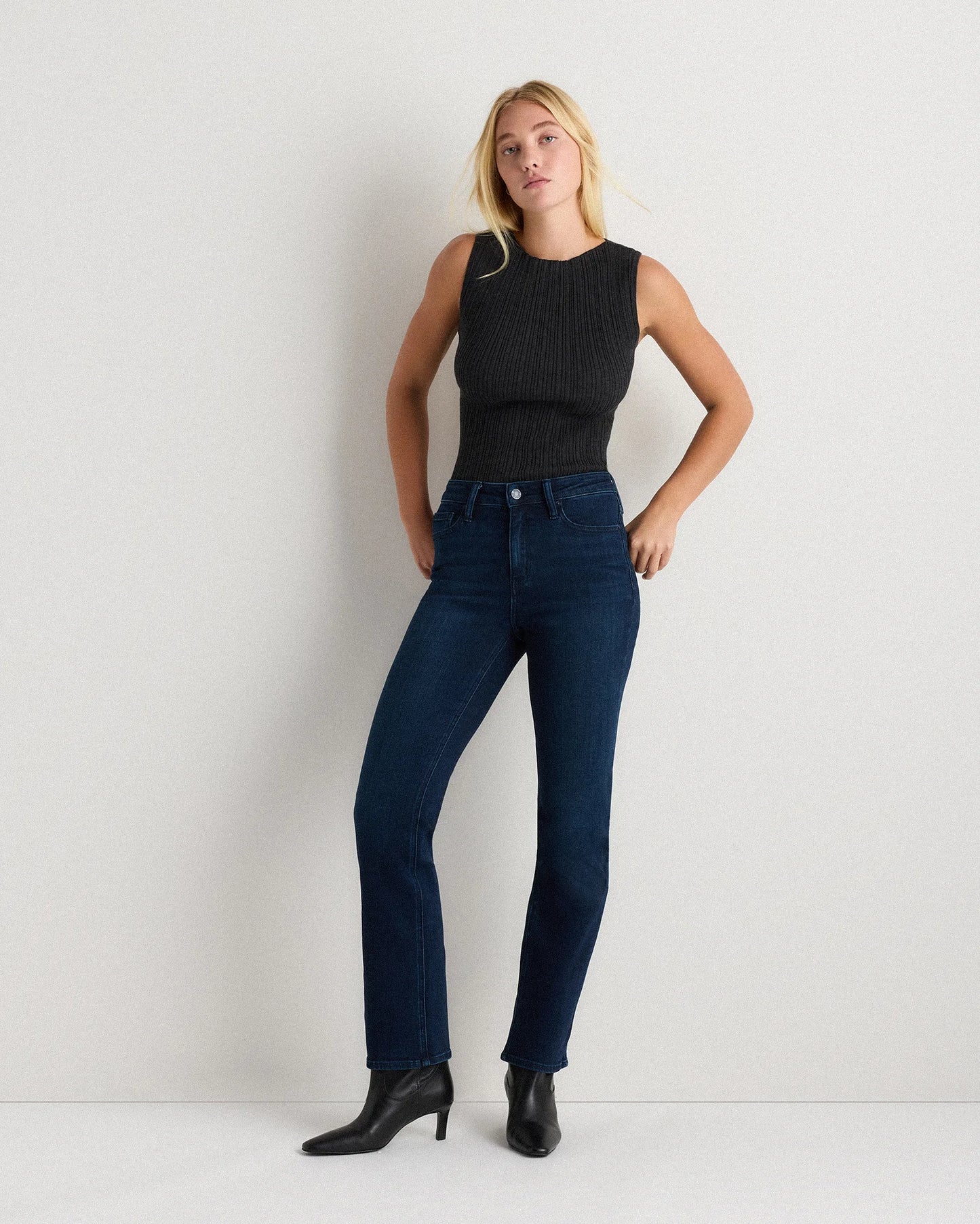 Bella Stretch Straight Jeans - 24 / Midnight Blue