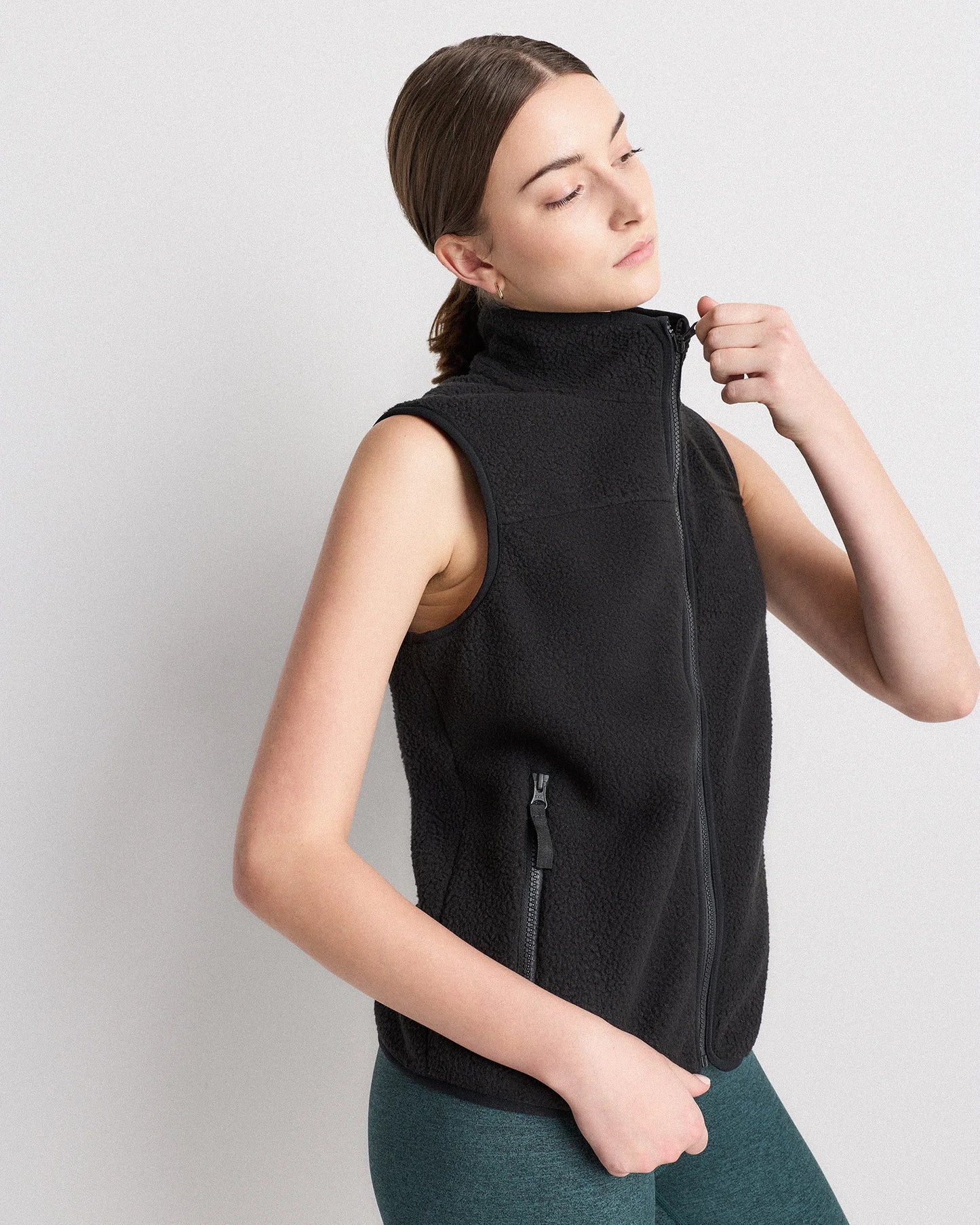 Sherpa Full-Zip Vest - XS / Black