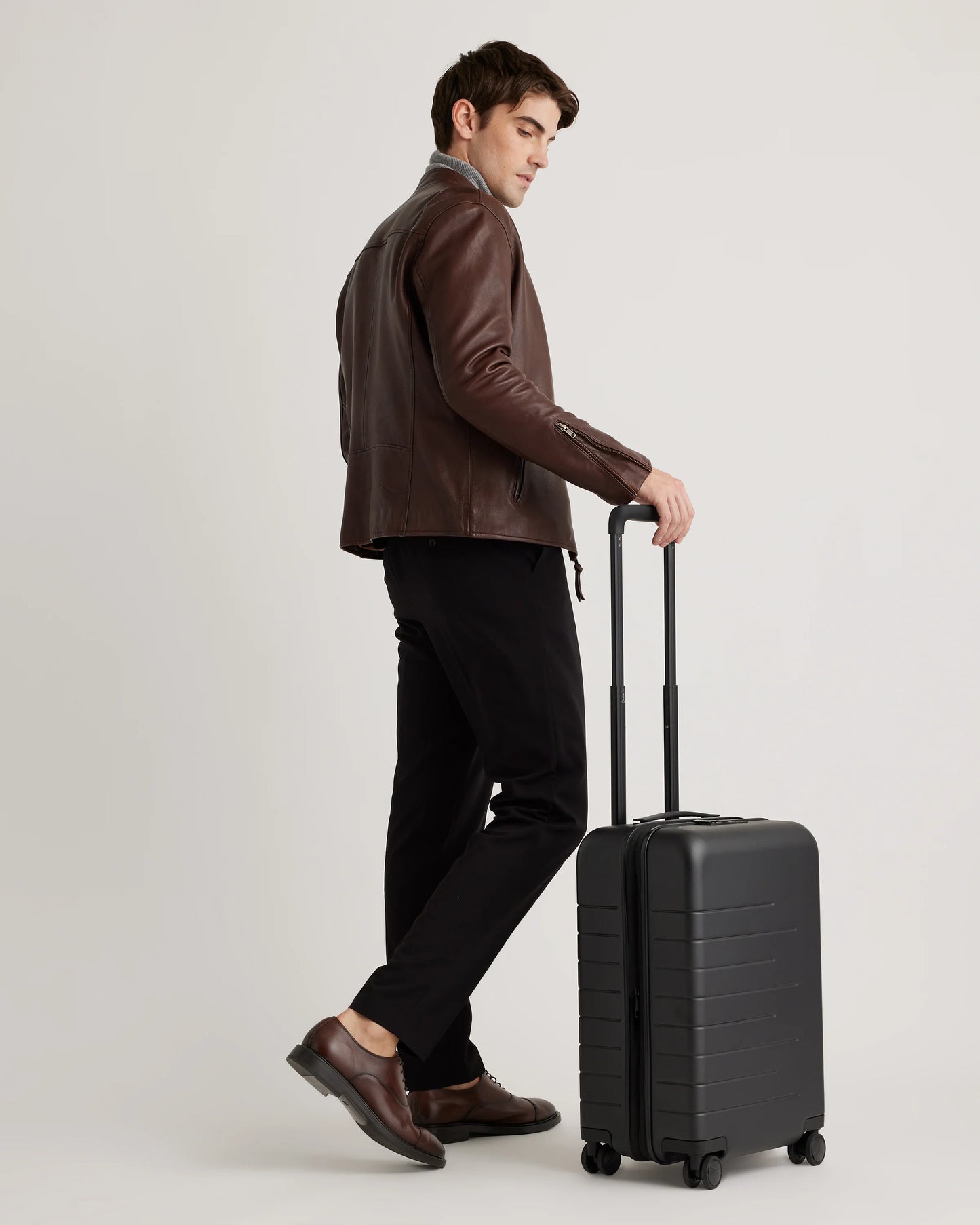 Expandable Carry-On Suitcase - One Size / Dark Green