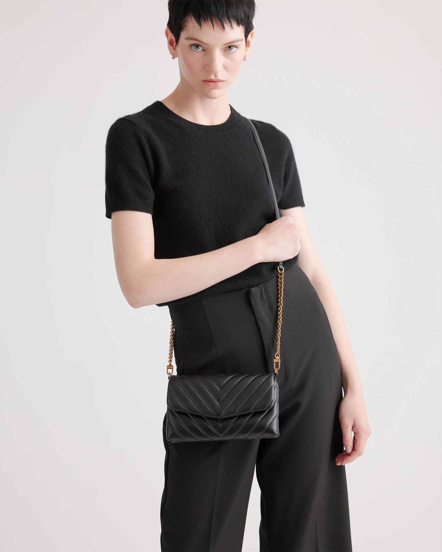 Italian Leather Quilted Wallet Crossbody - One Size / Black/Gold