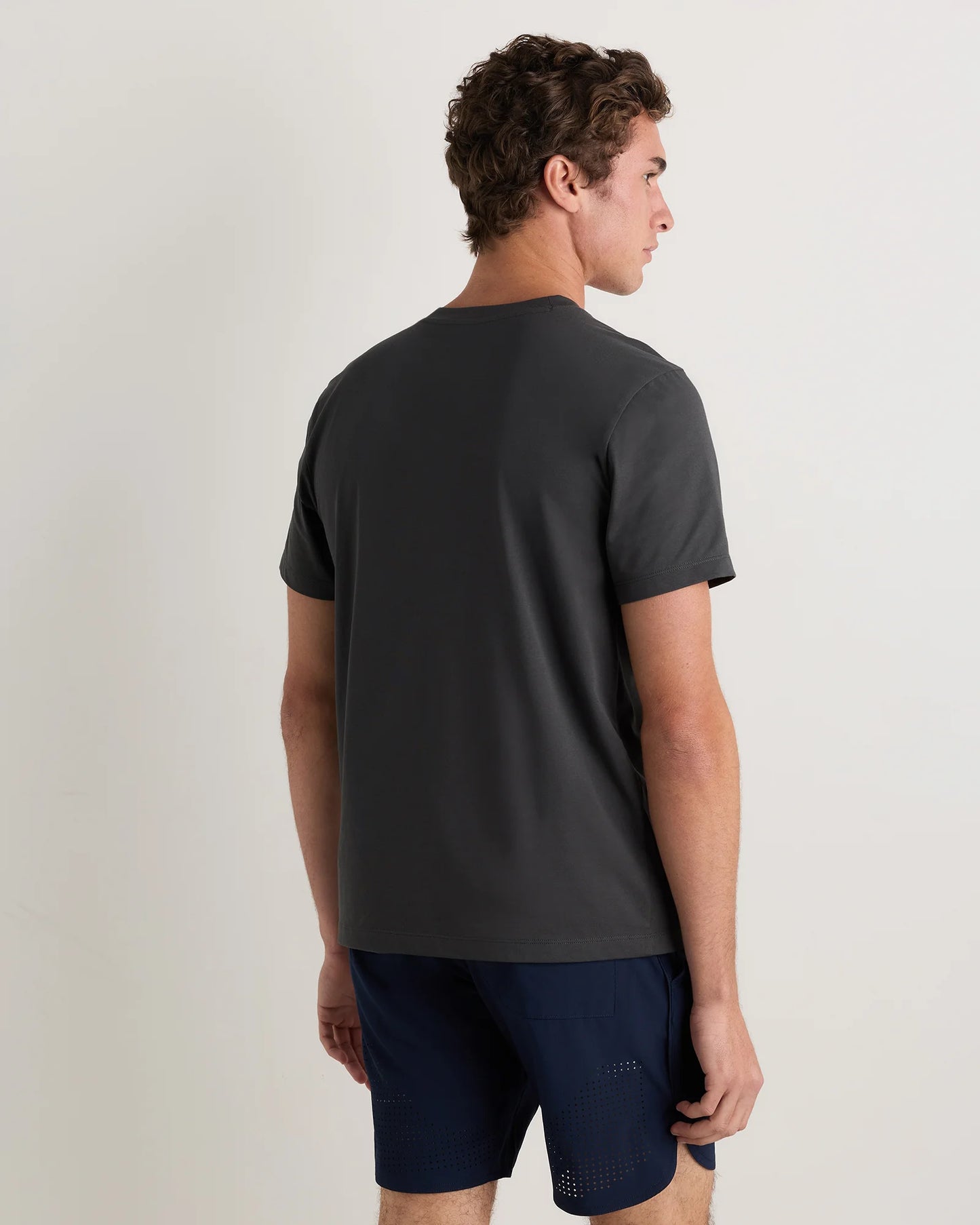 Studio Performance Tee - S / Black