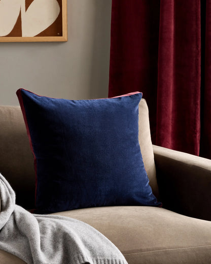 Contrast Velvet Edge Pillow Cover - 20x20 / Taupe/Espresso