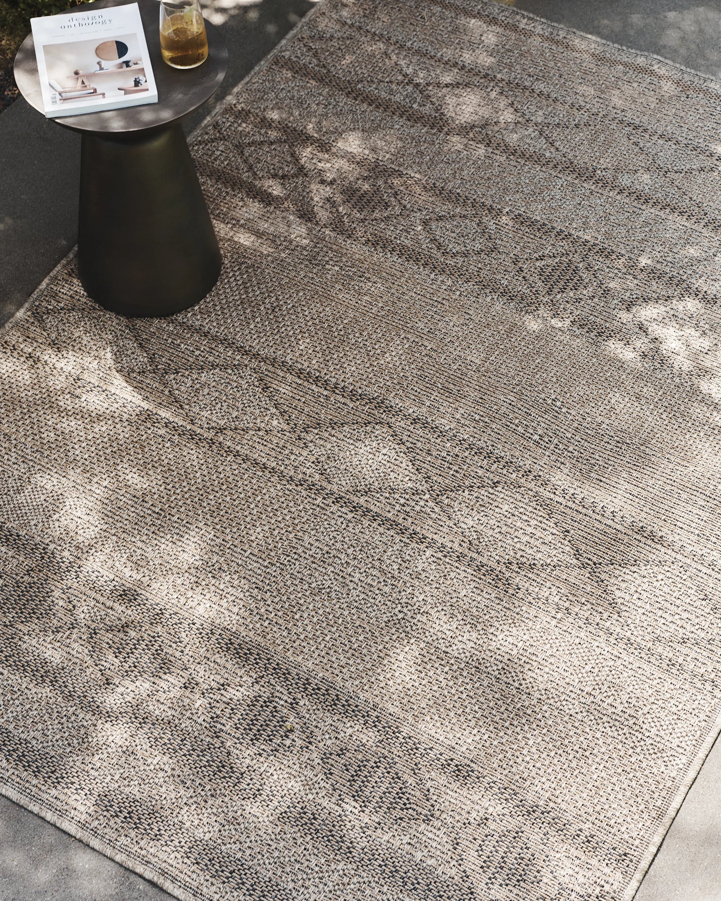 Wheatley Indoor/Outdoor Rug - 3'3" x 5' / Ivory