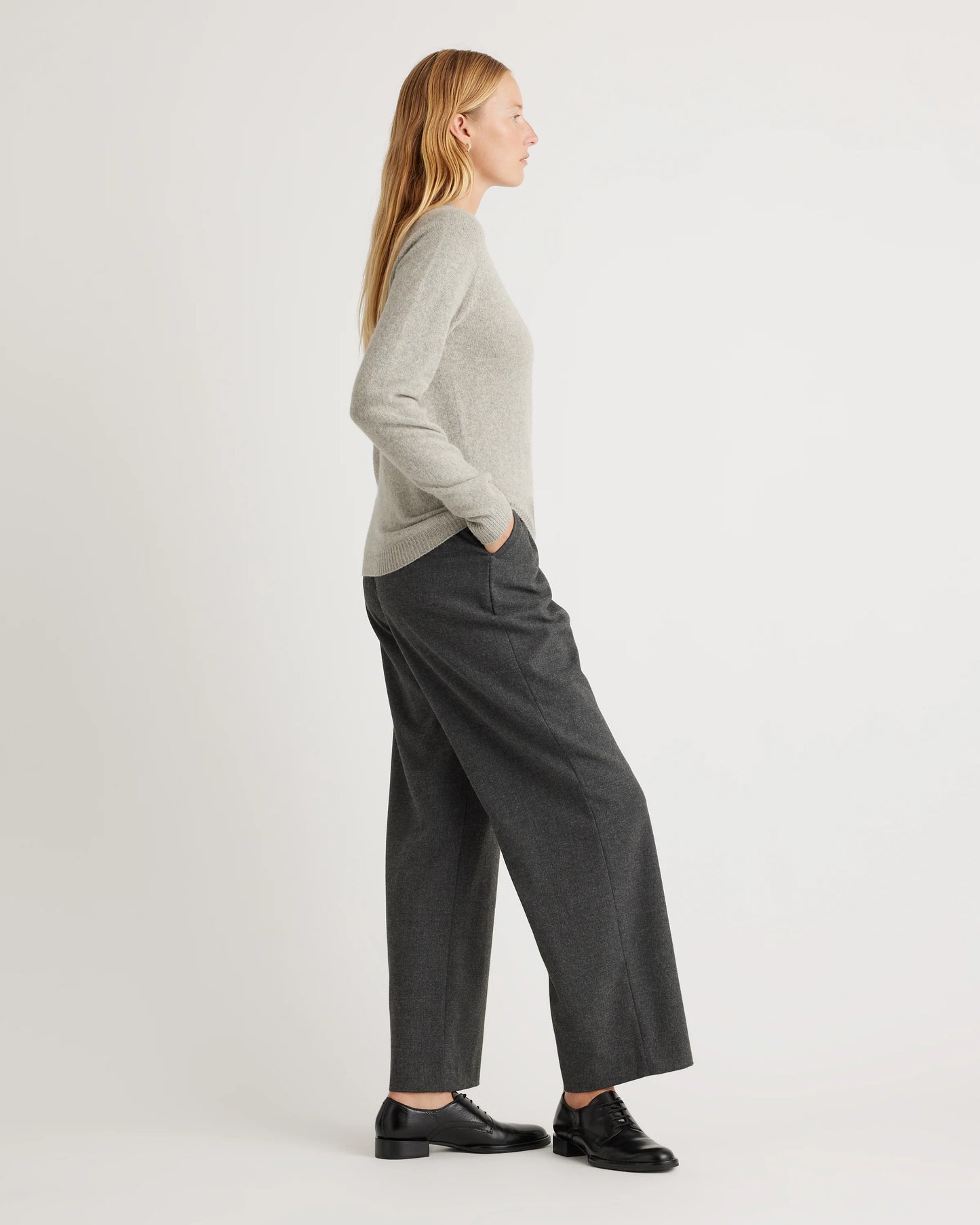100% Yak Wool Crewneck Sweater - XS / Black