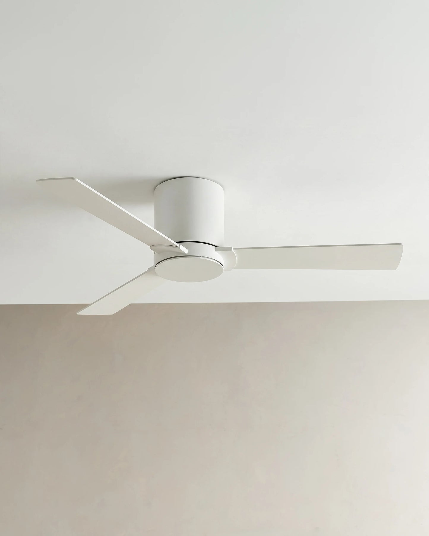 Minimalist Hugger Wood Blade Ceiling Fan - 44" / White