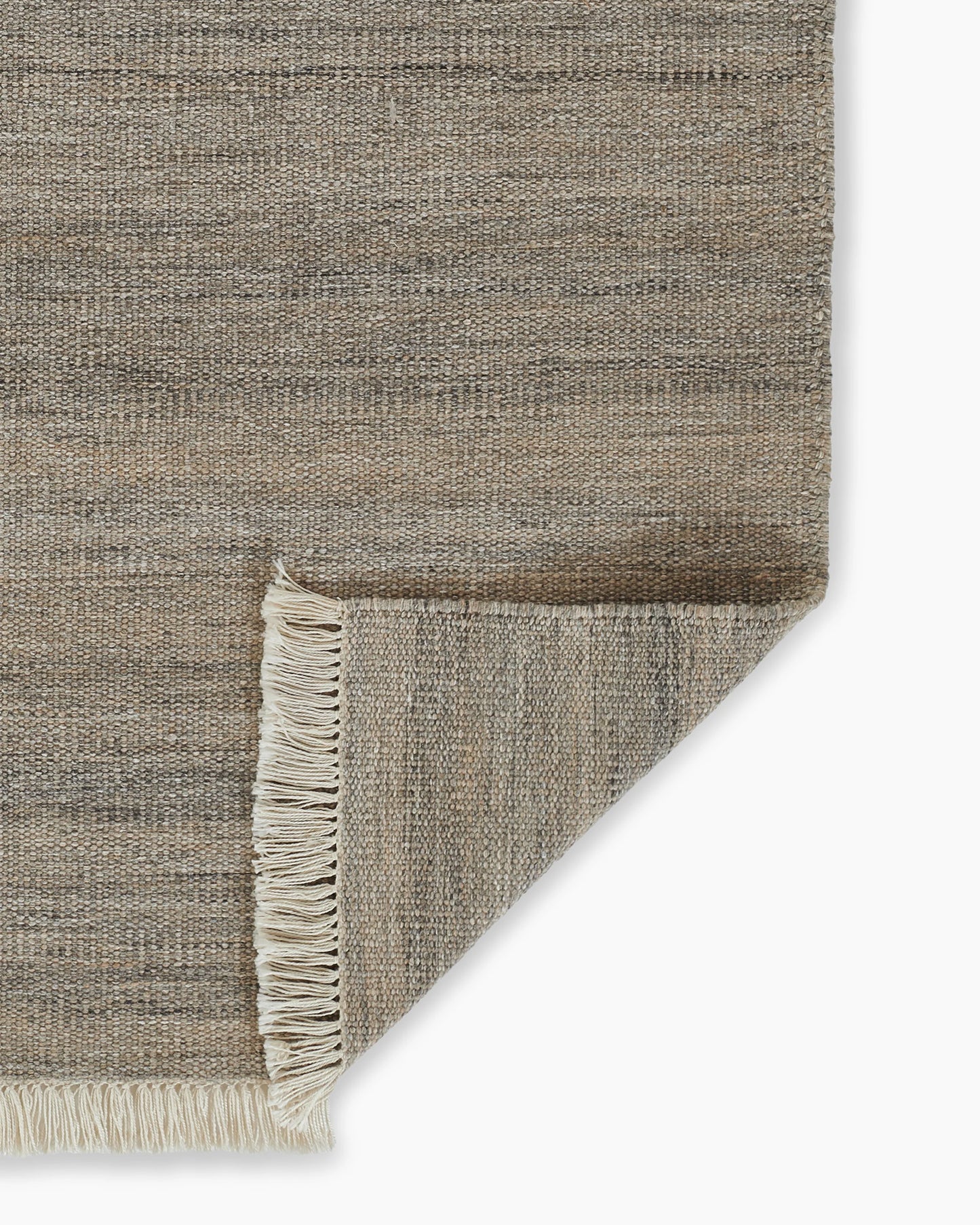 Sloane Indoor/Outdoor Rug - 5' x 8' / Silver