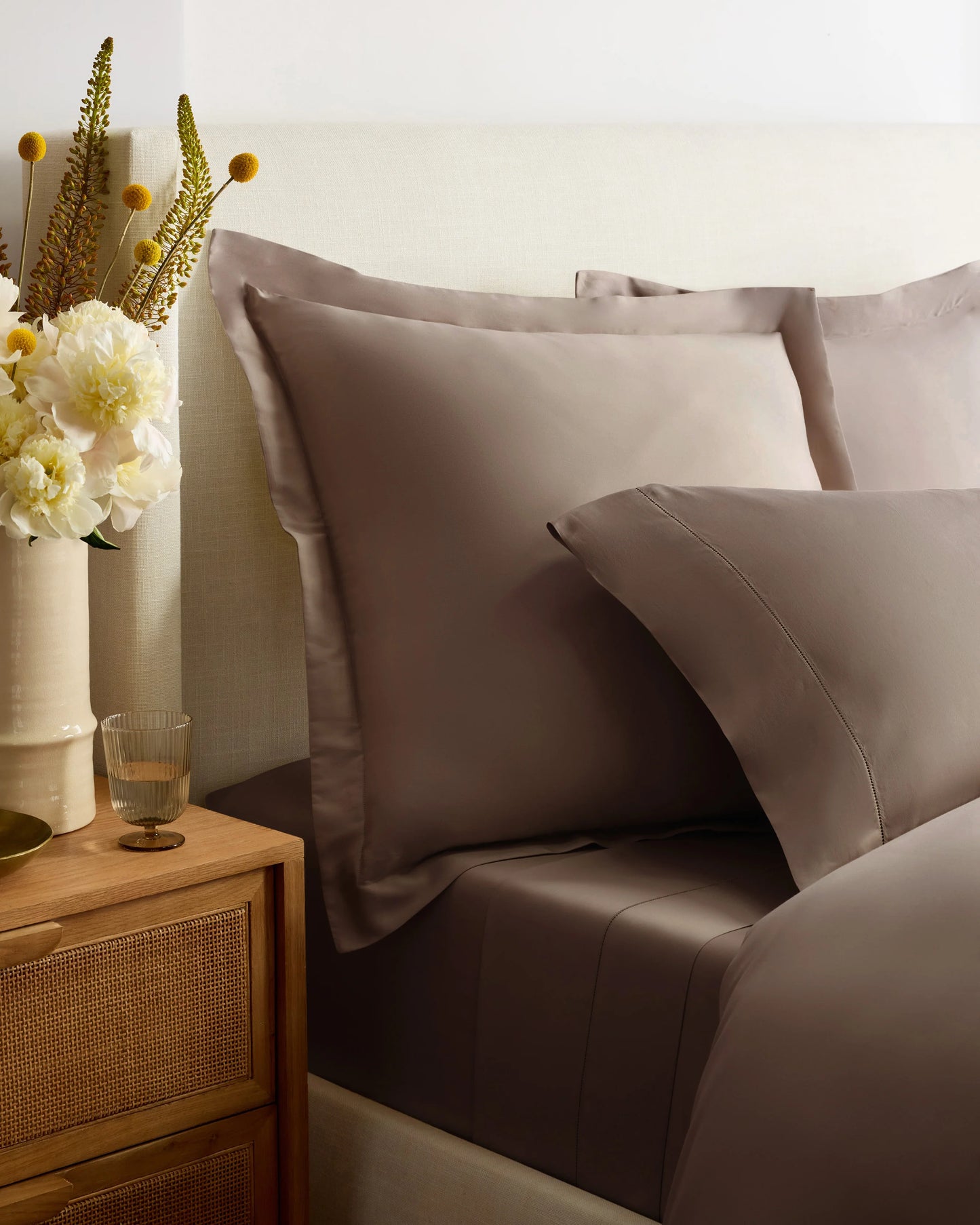 Signature Giza Cotton Sateen Duvet Cover Set - Twin / Sand