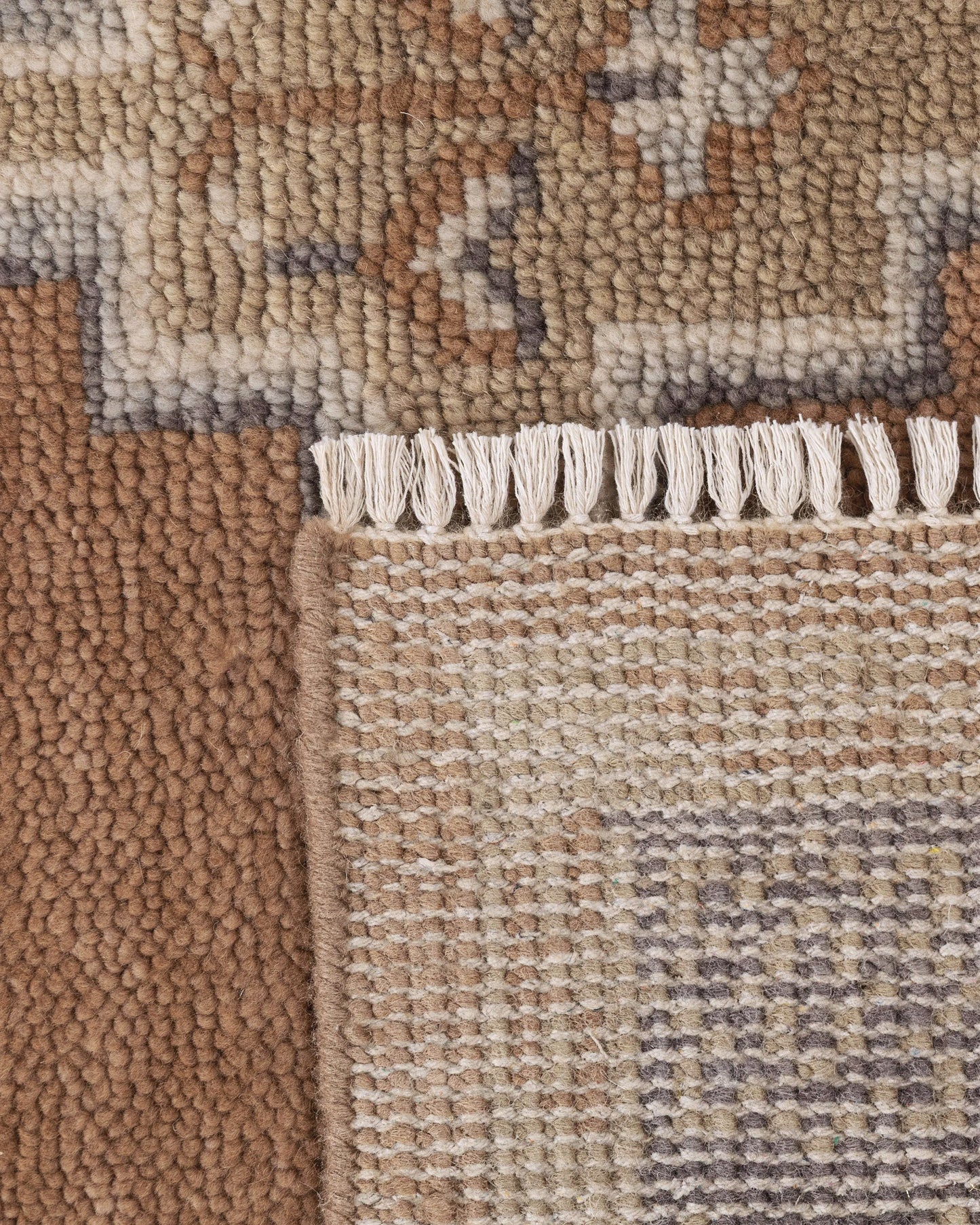 Chloe Hand-Knotted Wool Rug - 5' x 8' / Cognac