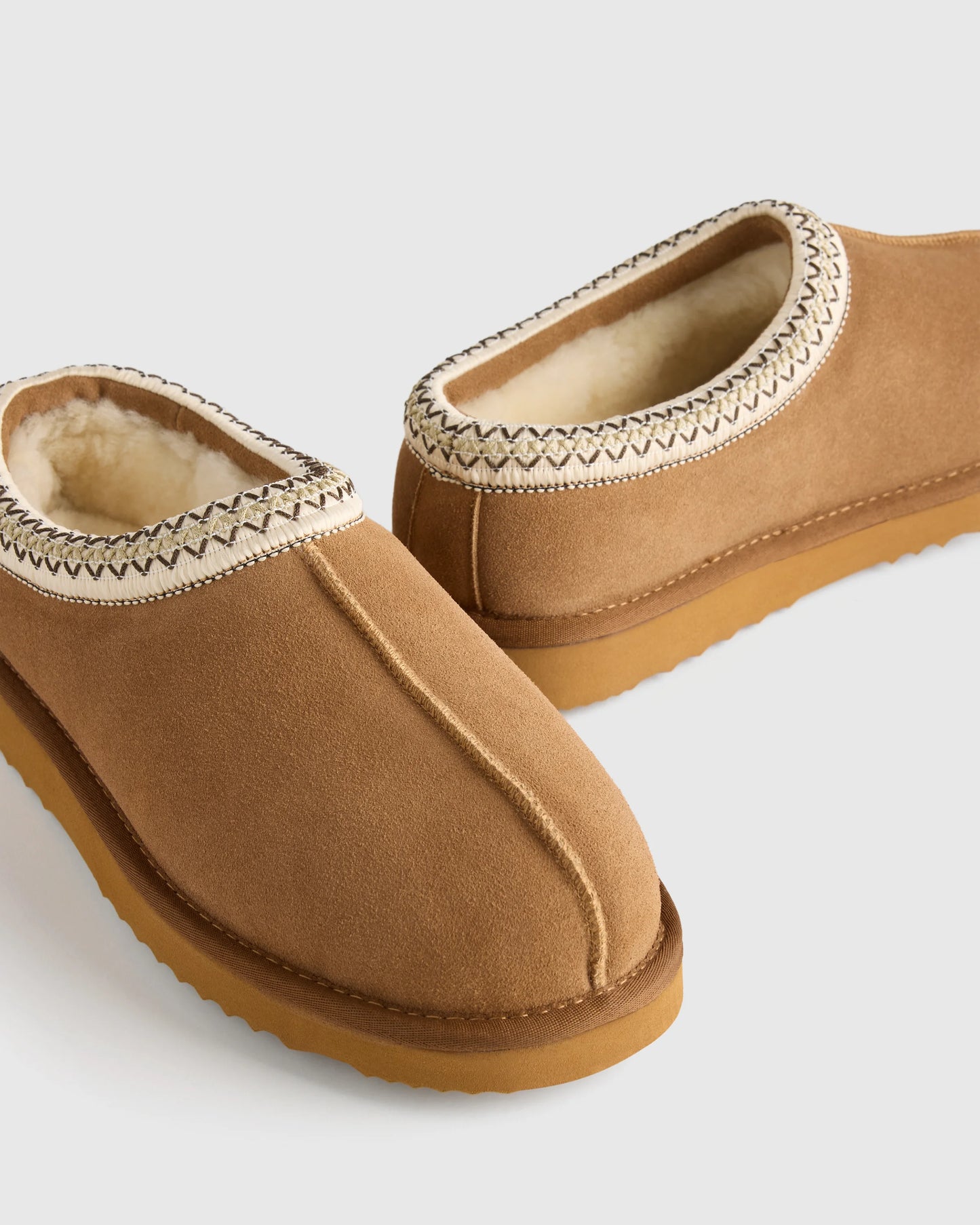 Men's Australian Shearling Clog Slipper - 7 / Pecan