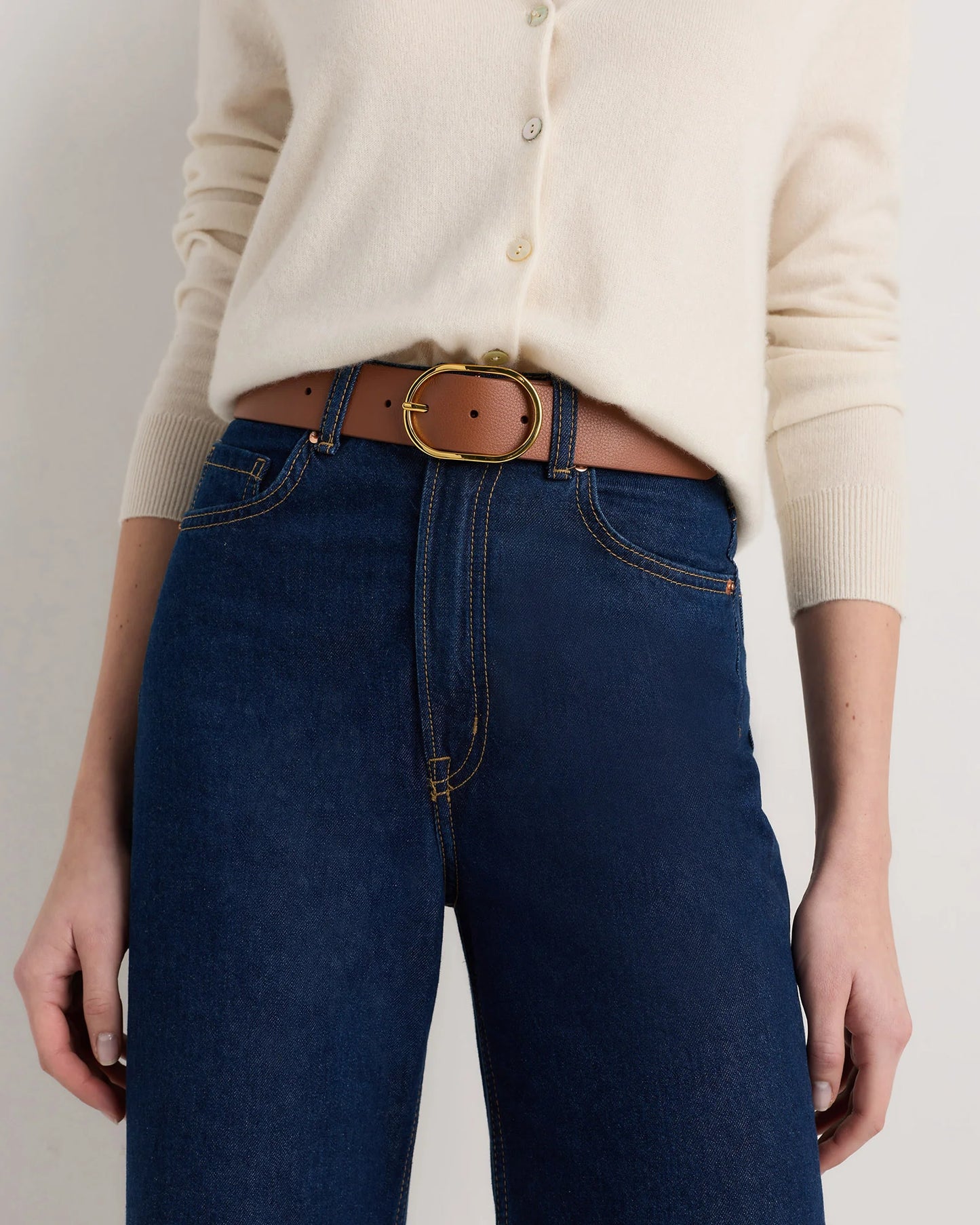Cleo Oval European Leather Belt - XS / Black