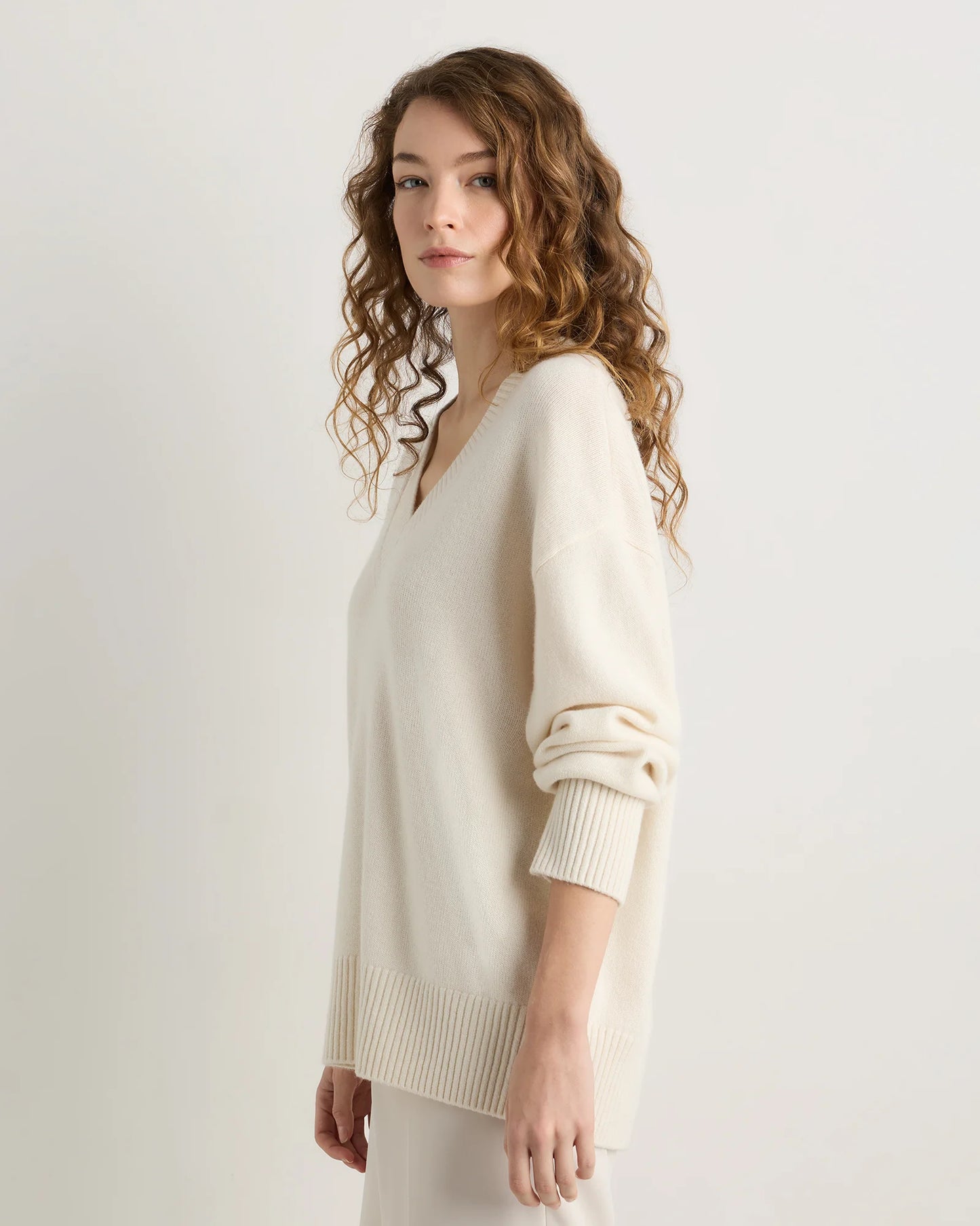 Mongolian Cashmere Oversized V-Neck Sweater - XS / Elk Brown