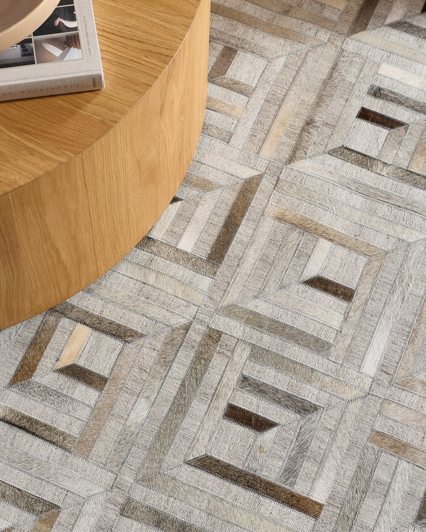 Geometric Hair on Hide Rug - 5' x 8' / Grey