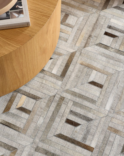 Geometric Hair on Hide Rug - 5' x 8' / Grey
