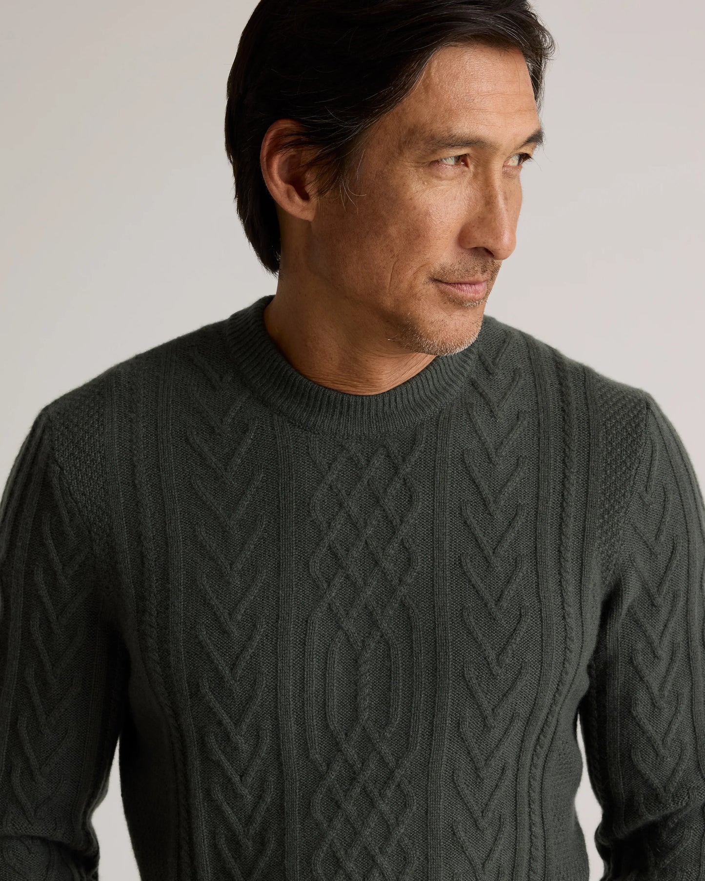 Mongolian Cashmere Cable Crewneck Sweater - S / True Navy