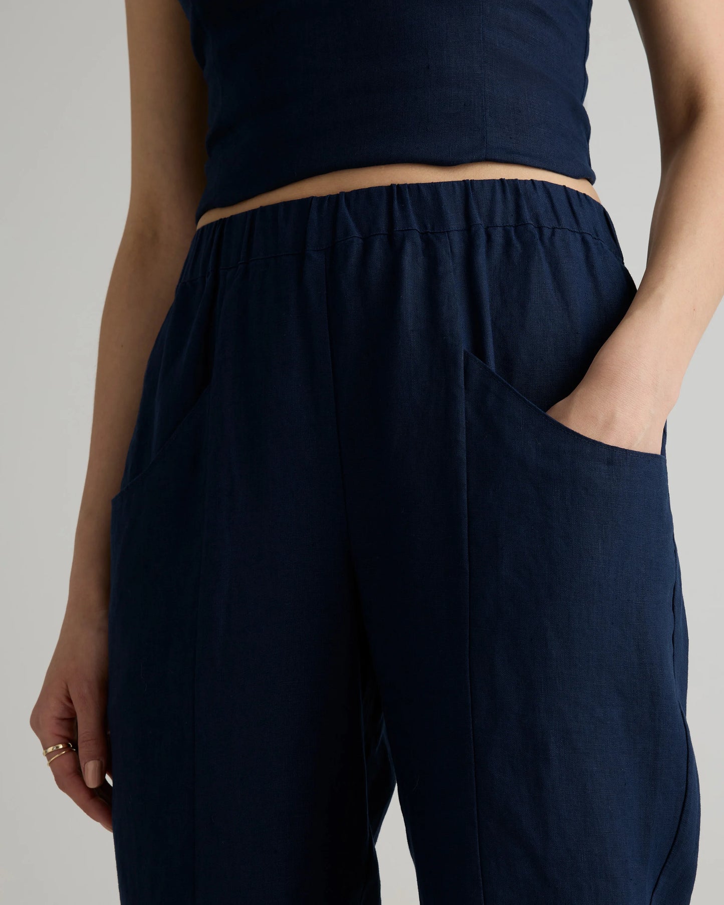 100% European Linen Tapered Ankle Pants - XS / Blue Pinstripe