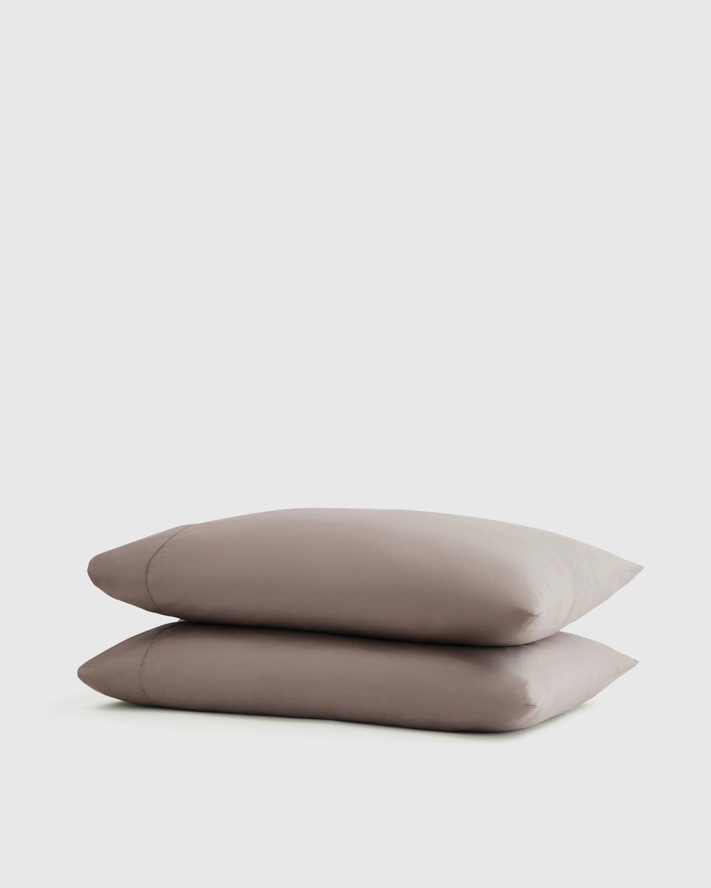 Signature Giza Cotton Sateen Pillowcase Set - Standard / White