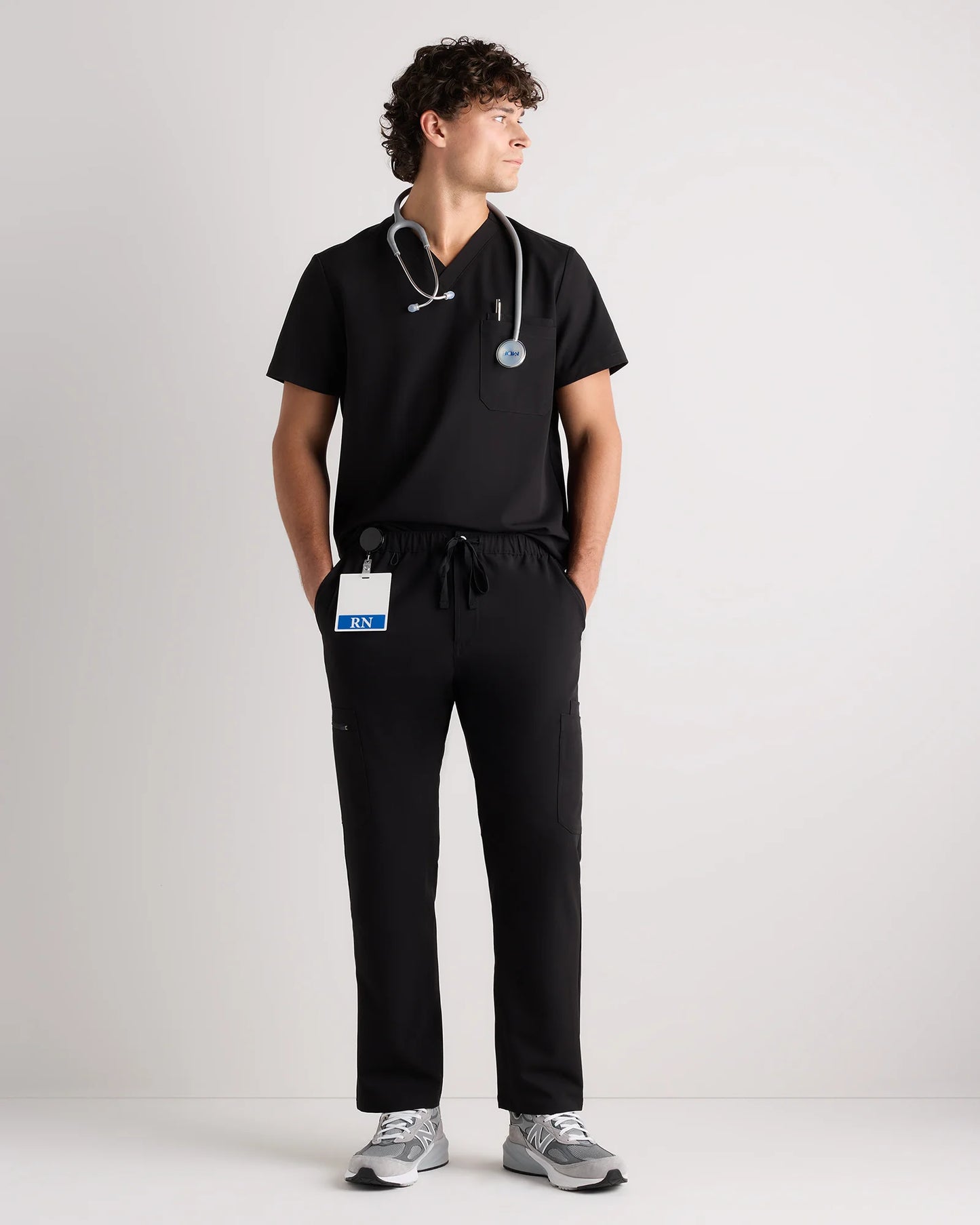 AeraFlex 3-Pocket Scrub Top - S / Bold Black