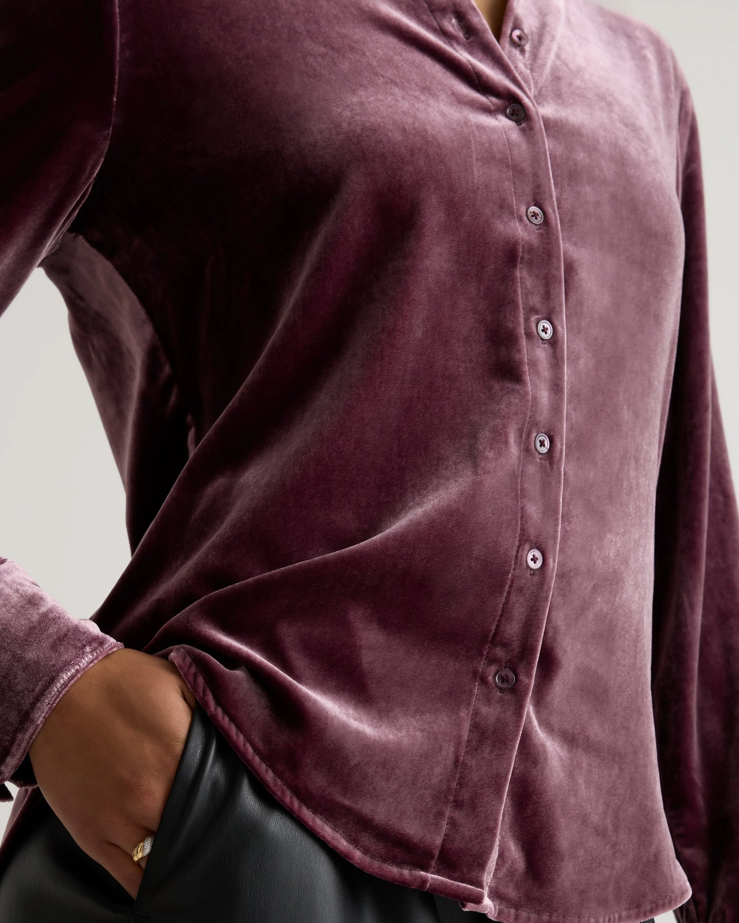 Stretch Silk Velvet Long Sleeve Shirt - XS / Dogwood