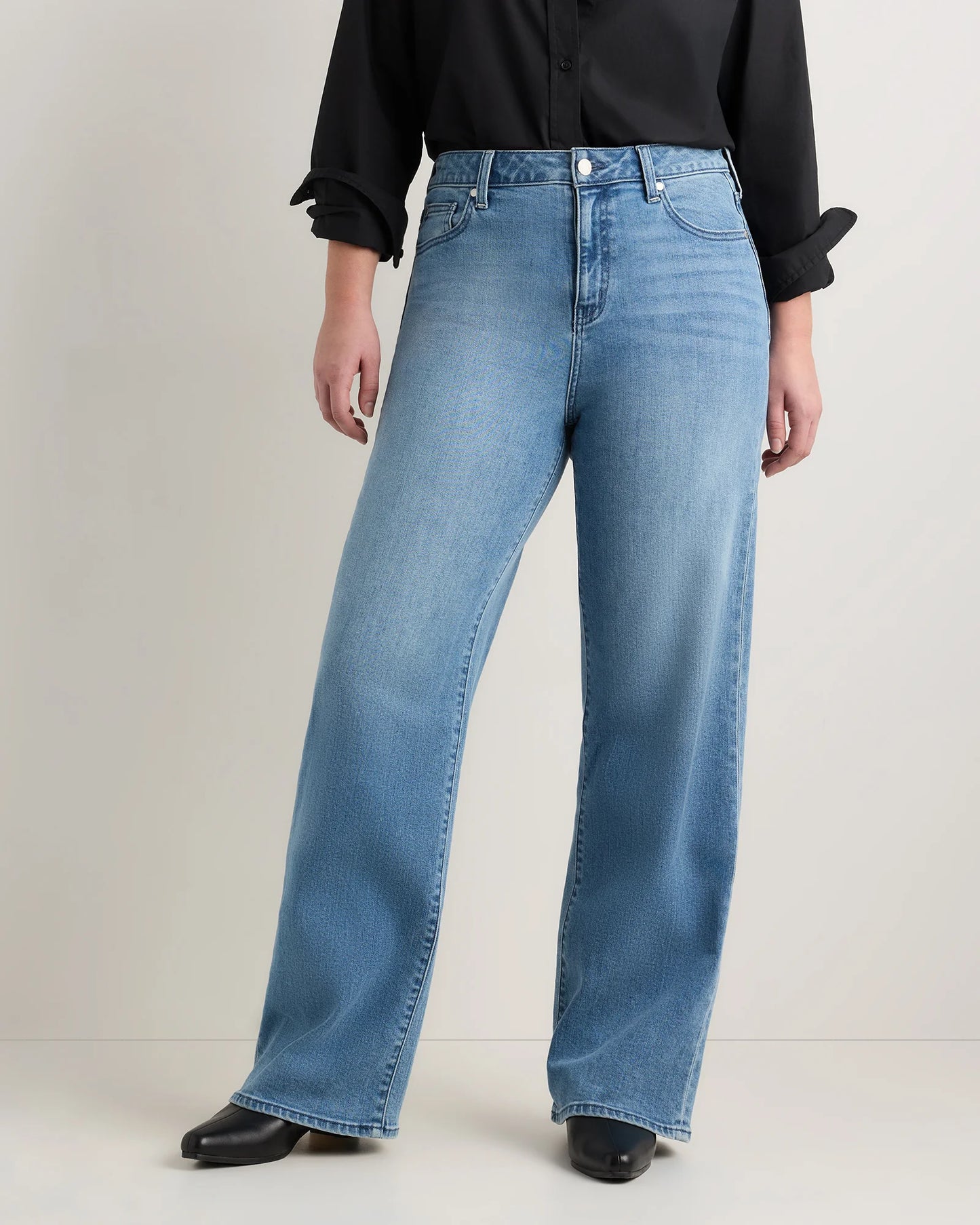 Curvy Bella Stretch Wide Leg Jeans - 24 / Black