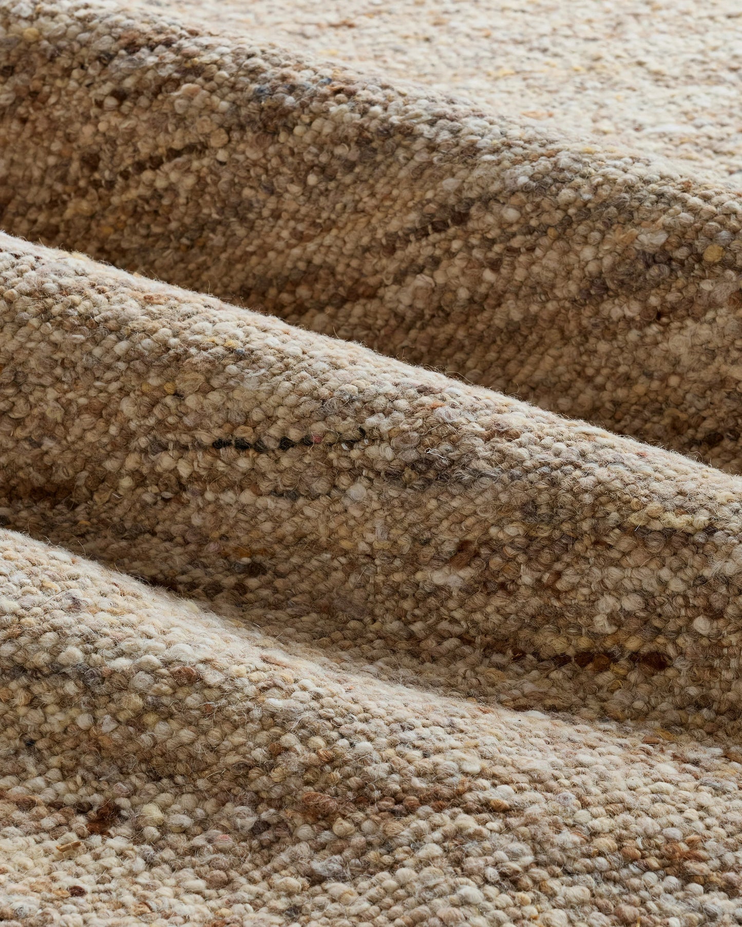 Liam Handwoven Wool Boucle Rug - 5' x 8' / Brown