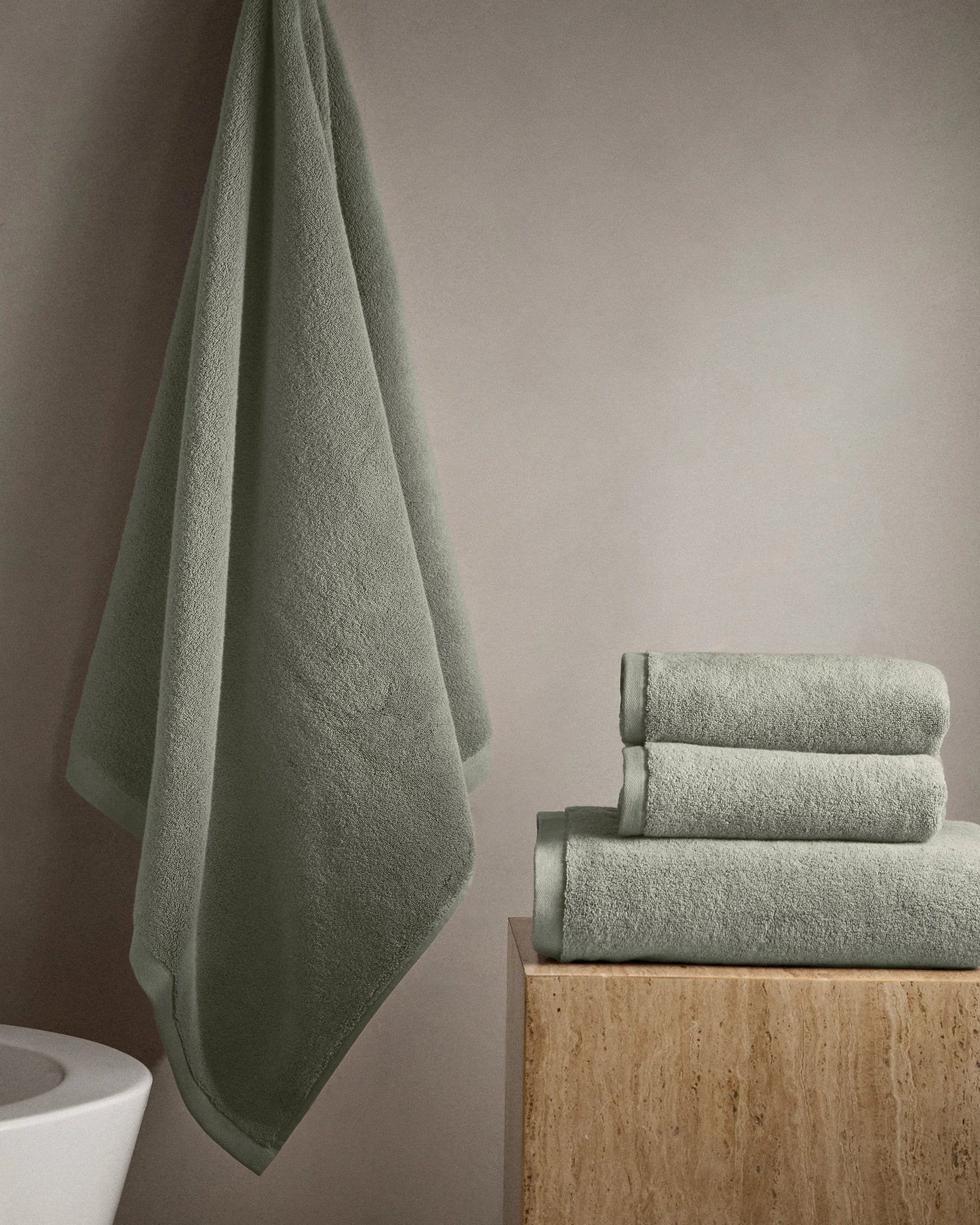 Plush Organic Turkish Cotton Bath Bundle (4 pieces) - One Size / White
