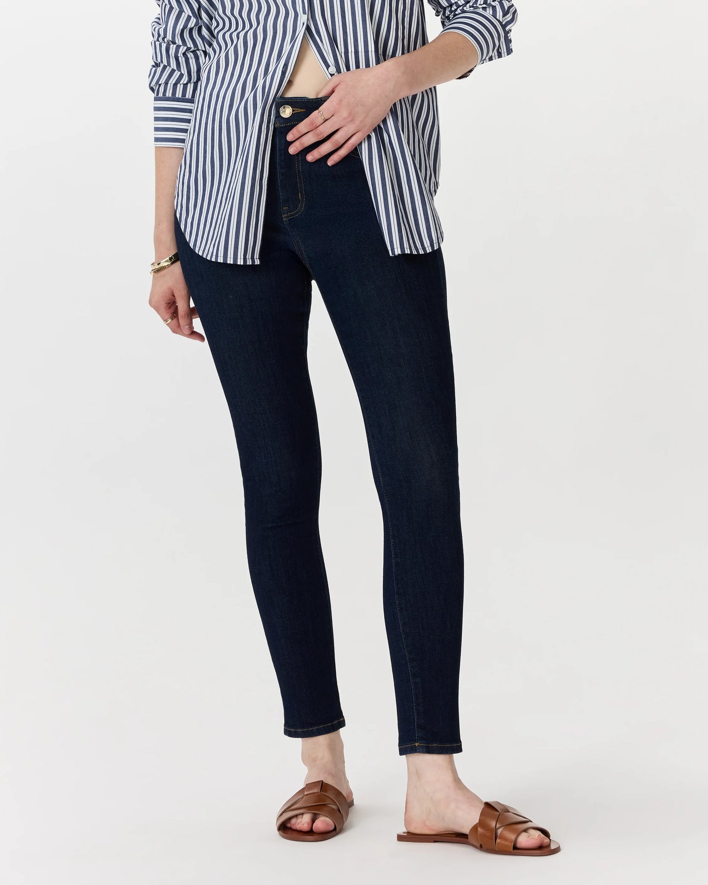 Bella Stretch Skinny Jeans - 24 / Black