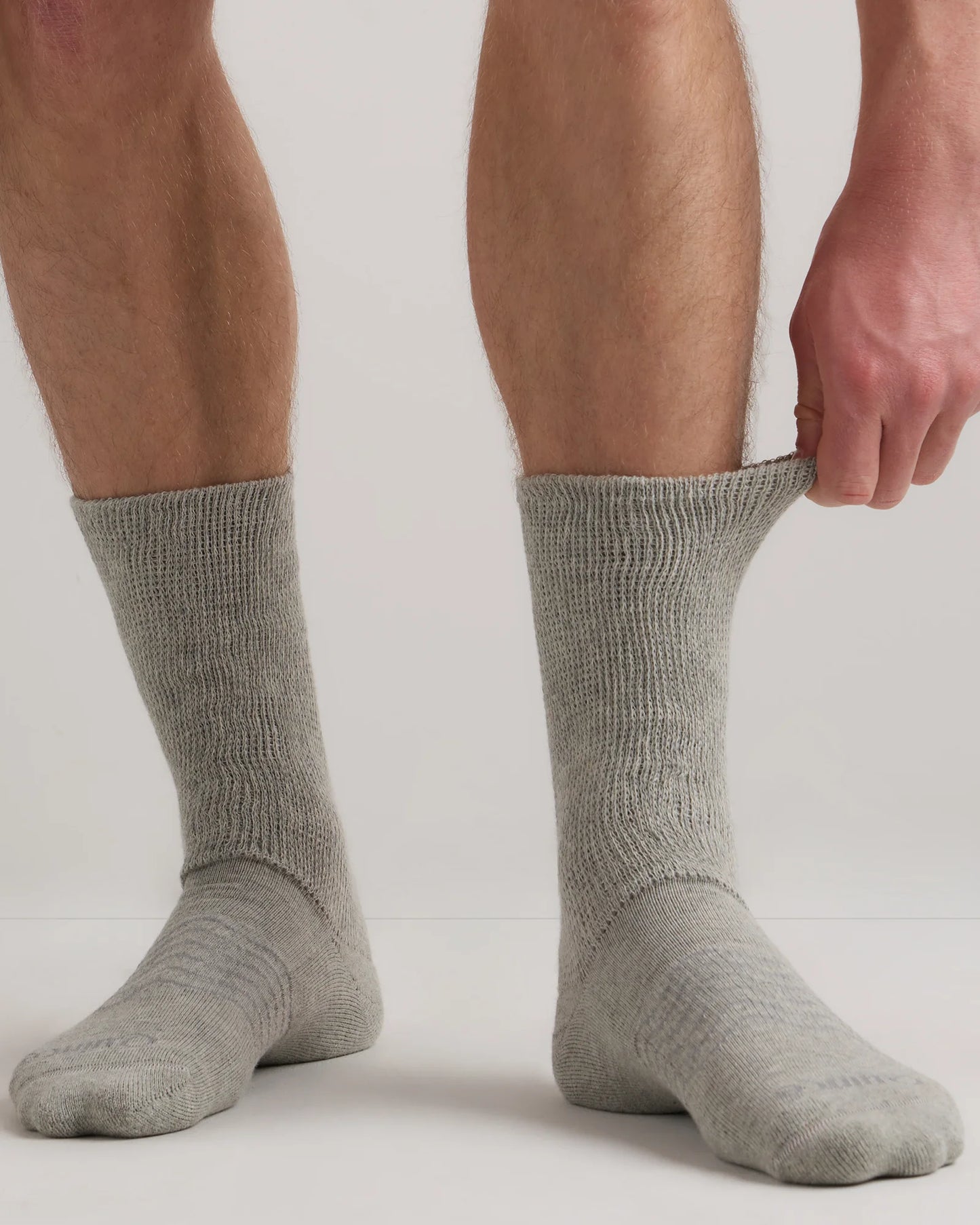 Everyday Cotton Targeted Stretch Crew Socks (4-Pack) - S / White