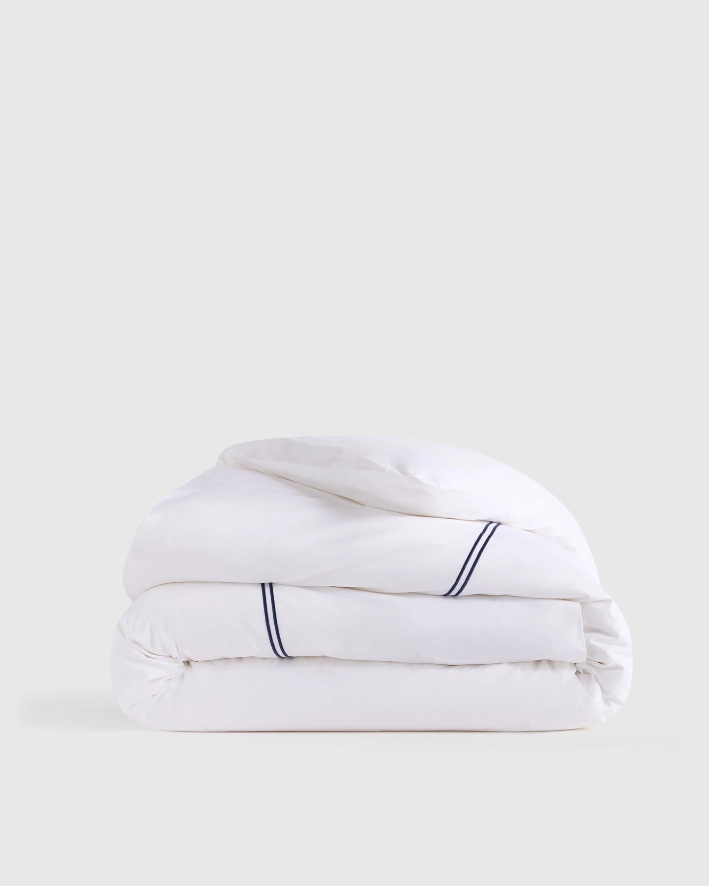Organic Crisp Percale Embellished Duvet Cover - Twin / White/Navy