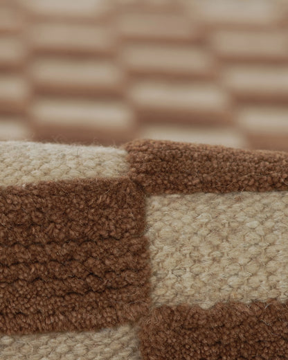 Romy Handwoven Wool Rug - 5' x 8' / Beige