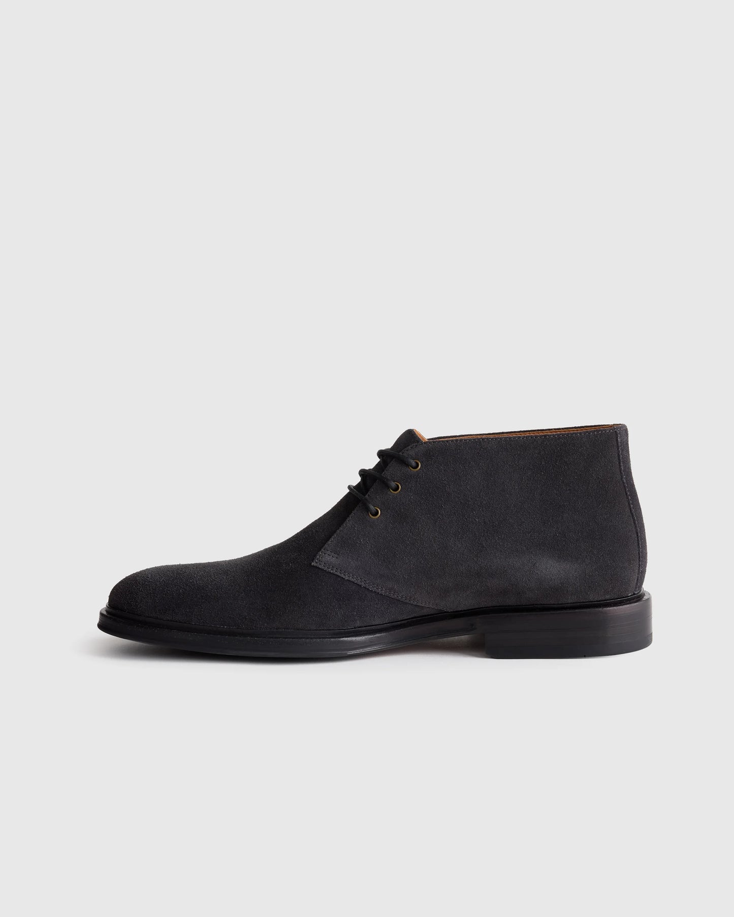 Heritage Suede Chukka Boot - 7 / Charcoal