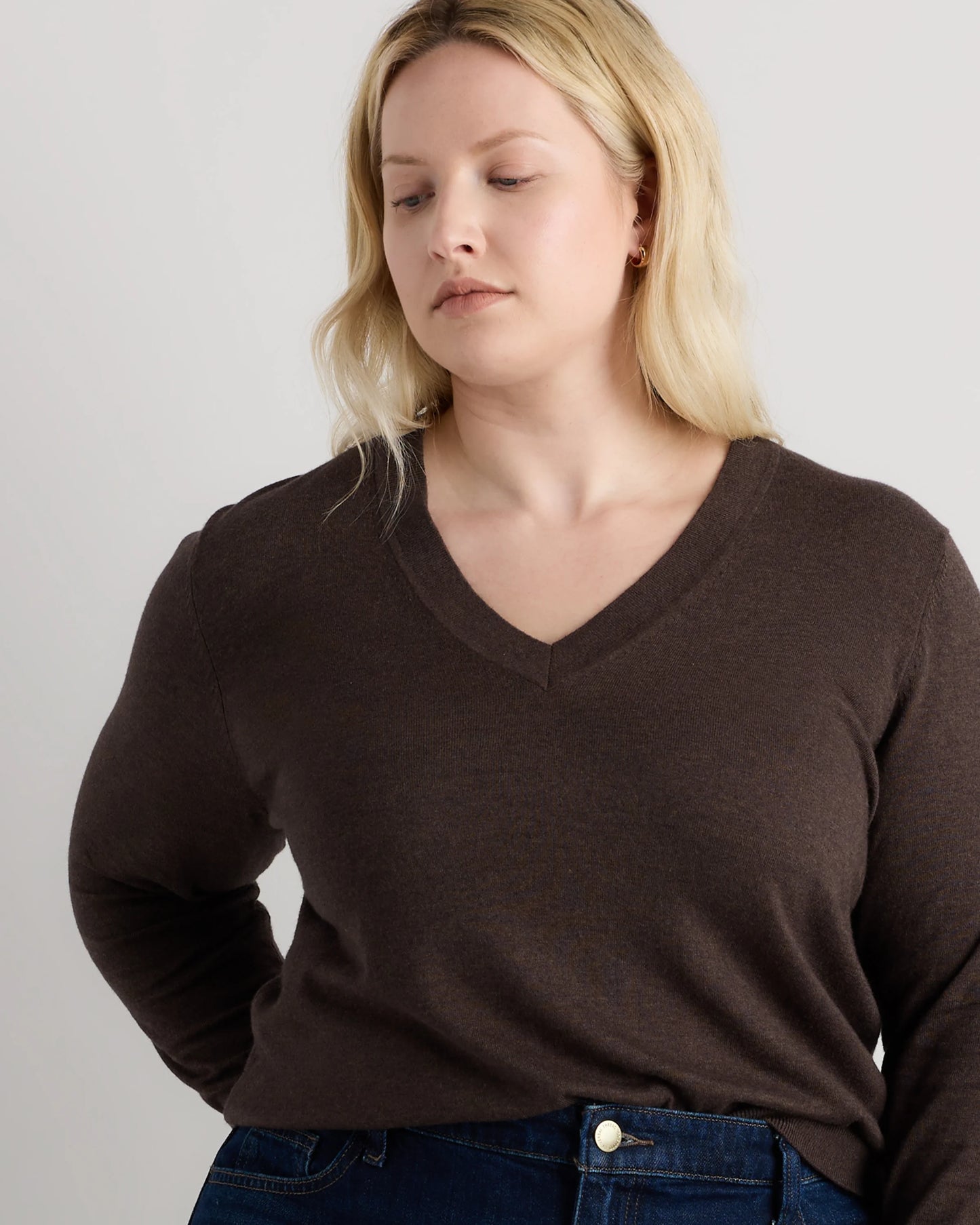 Lightweight Cotton Cashmere V-Neck Sweater - 1X / Black