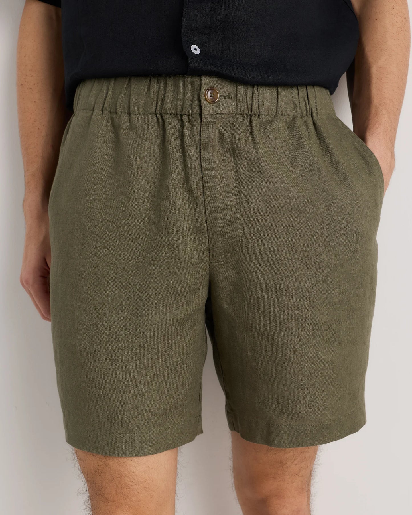 100% European Linen Shorts - 7" - S / Black